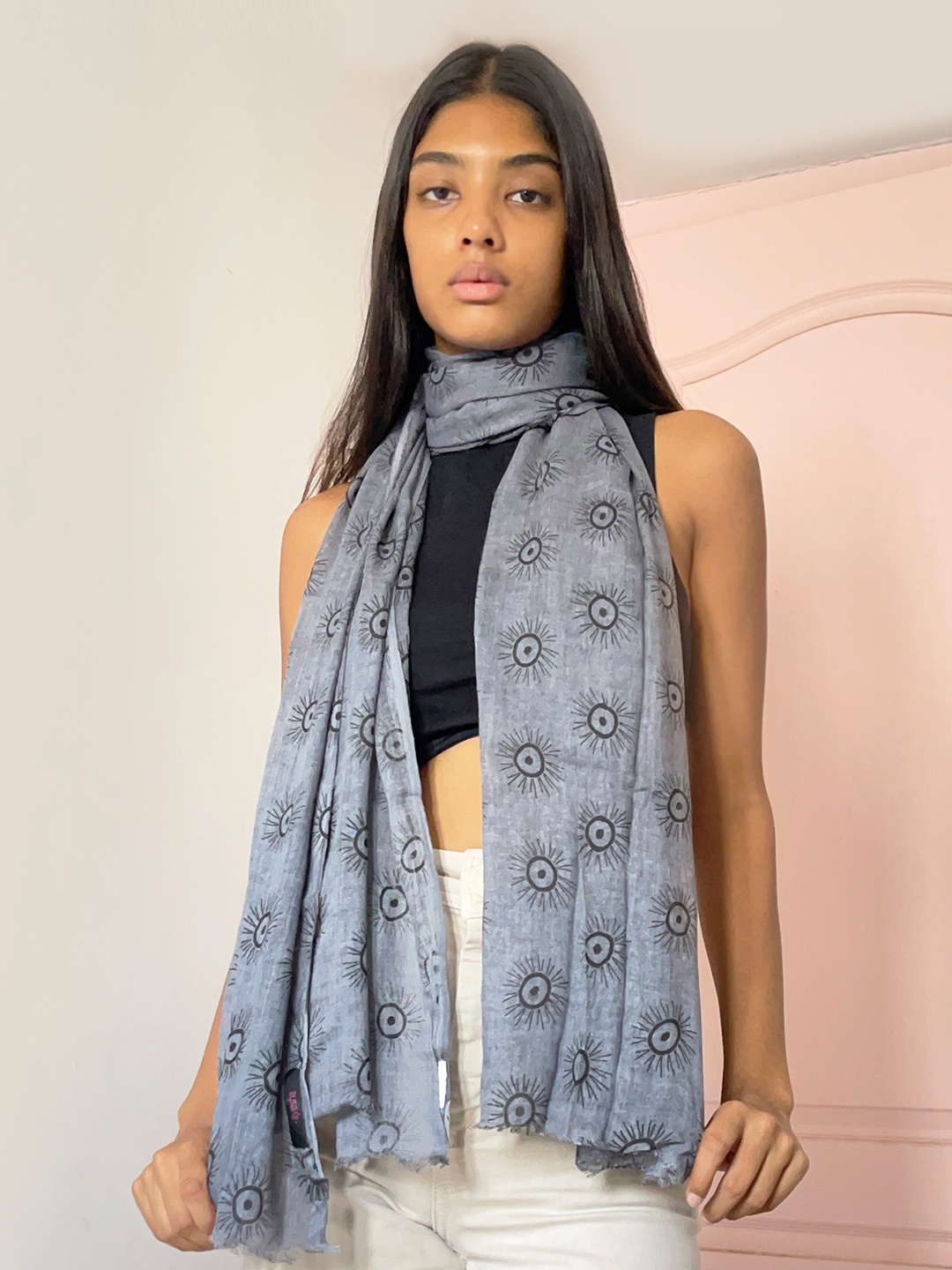 

Ayesha Women Printed Grey Scarf