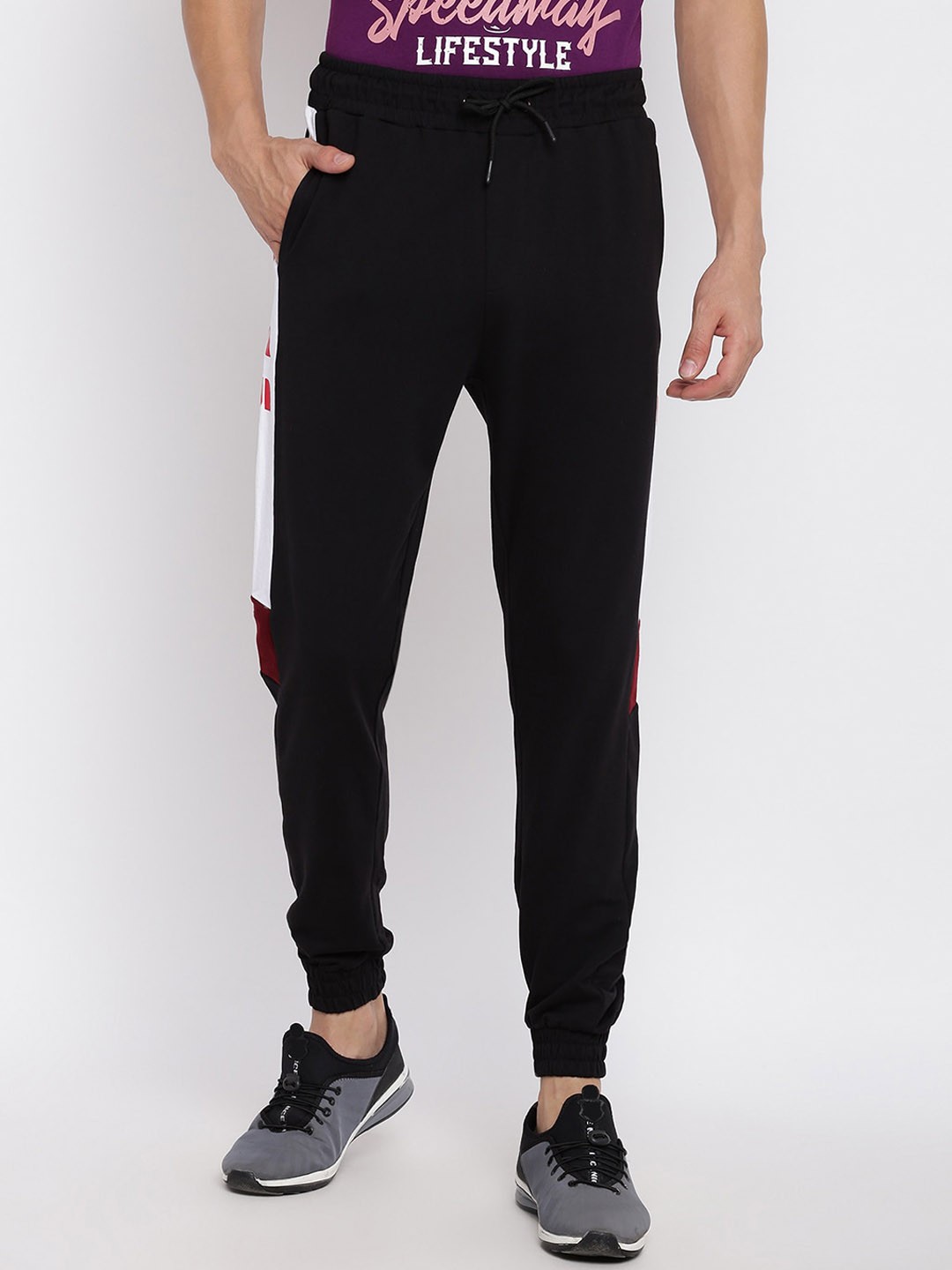 

abof Men Black Joggers Trousers
