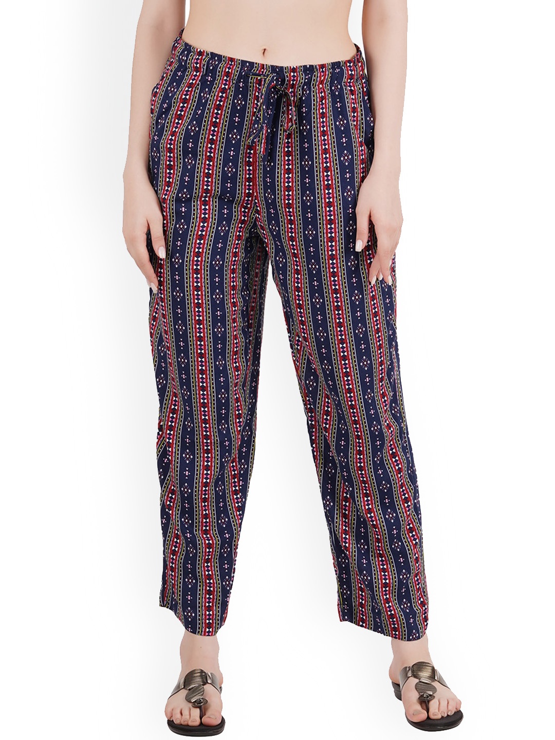 

Style Shoes Women Navy Blue & Maroon Ethnic Motifs Print Crop Track Pants