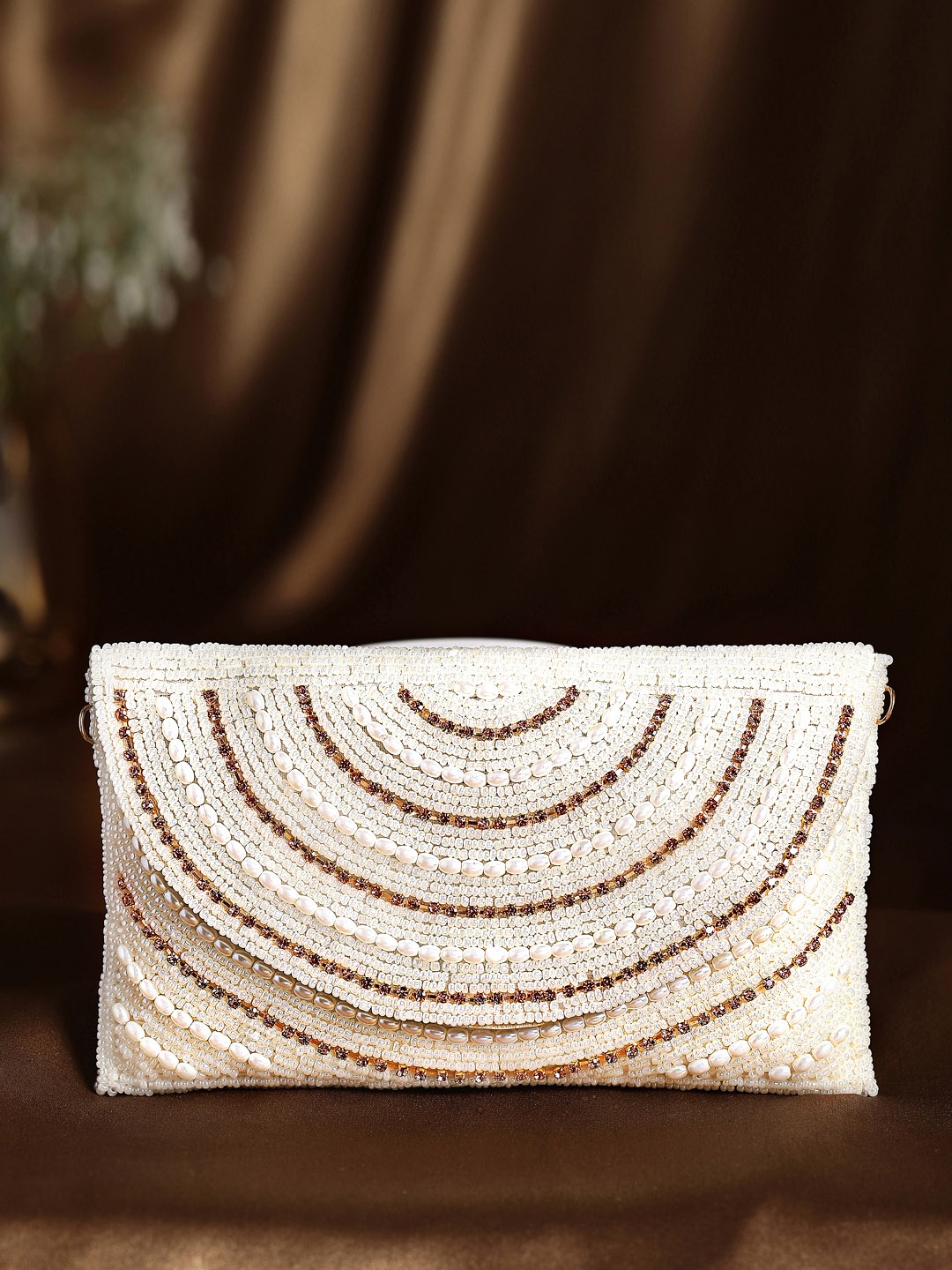 

Rubans Women White & Gold-Toned Embroidered Envelope Clutch