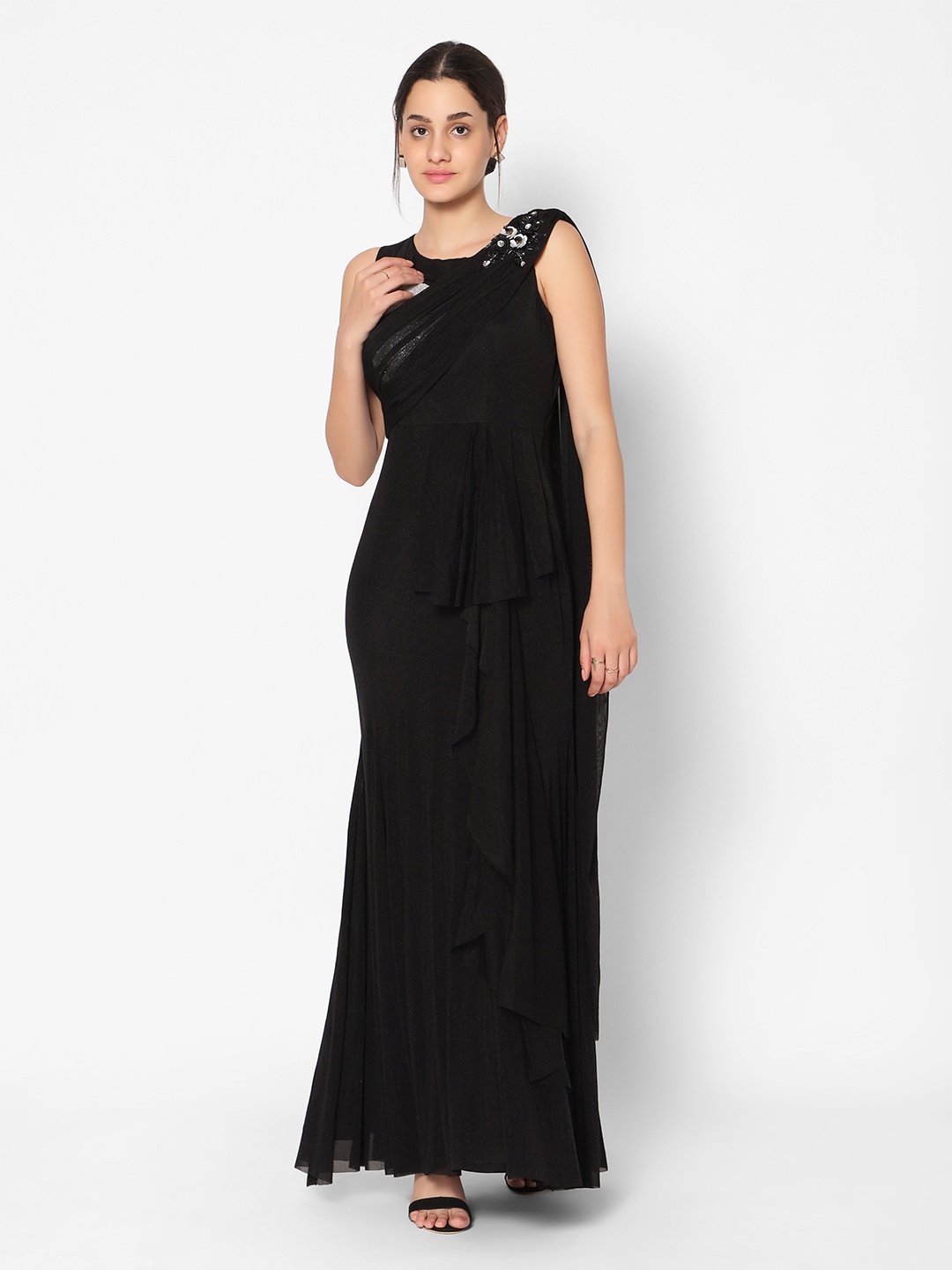 

Kiya Black Embellished Maxi Maxi Dress