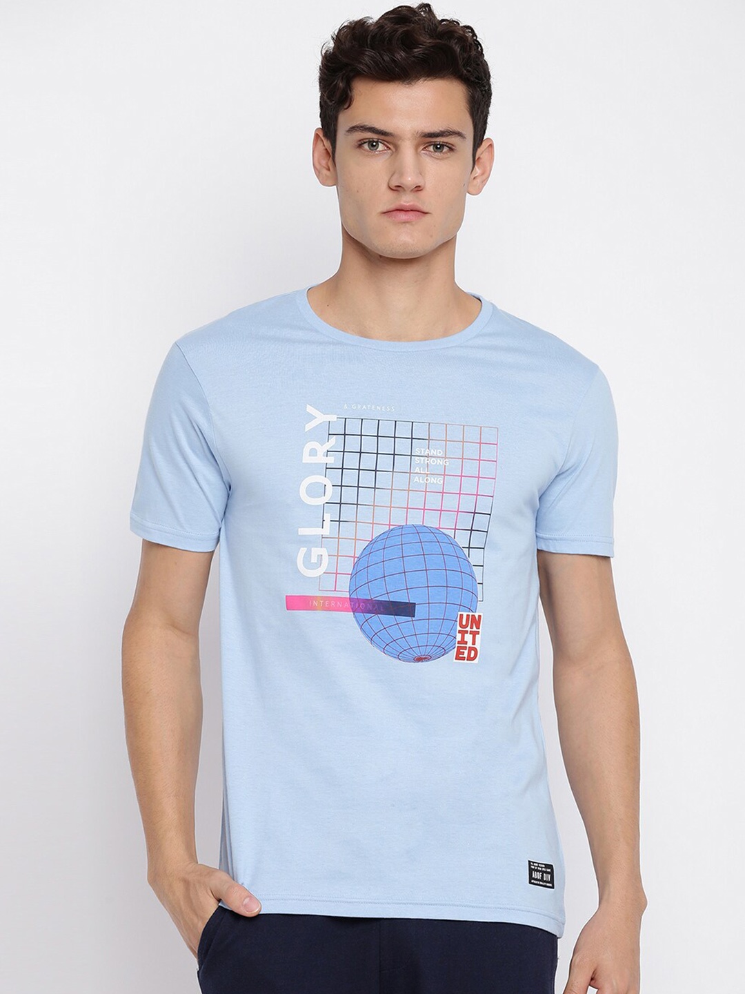 

abof Men Blue Typography Printed Round Neck Short Sleeves T-shirt