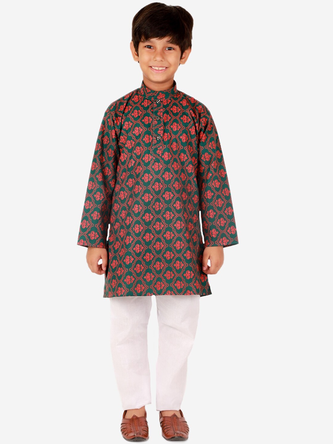 

Pro-Ethic STYLE DEVELOPER Boys Green Floral Printed Pure Cotton Kurta with Pyjamas