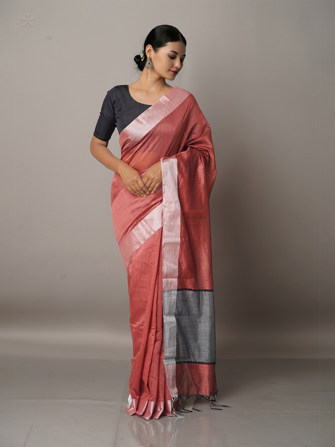 

Unnati Silks Red & Grey Zari Chanderi Saree