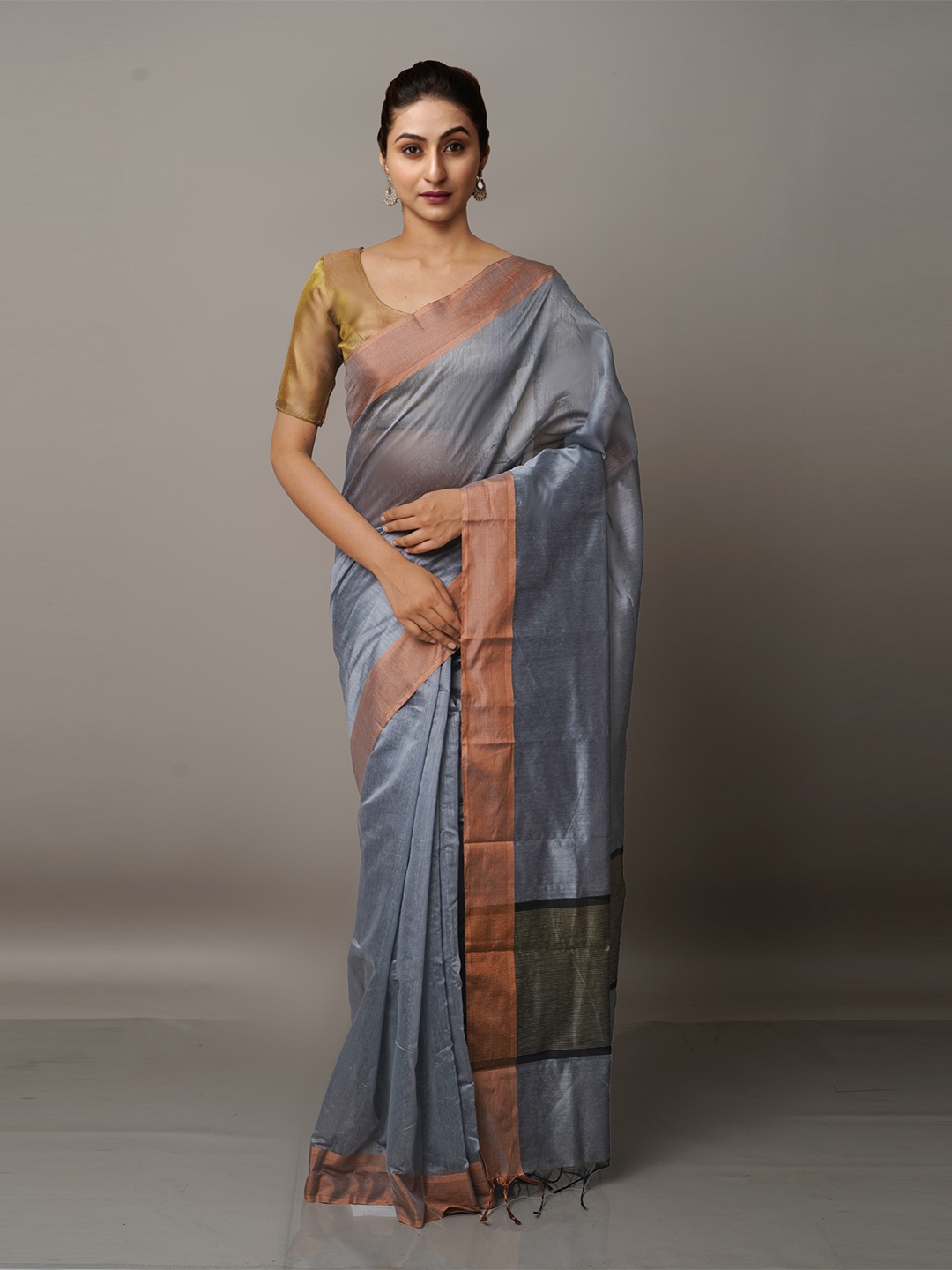 

Unnati Silks Grey & Gold-Toned Silk Cotton Chanderi Saree