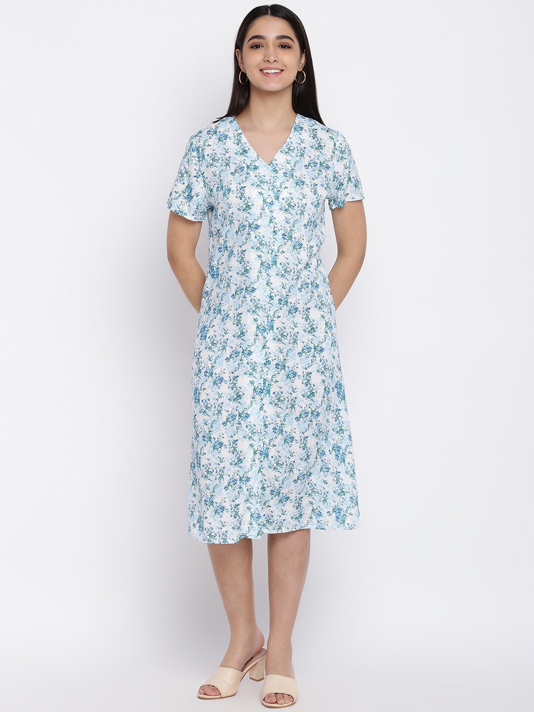 

abof Women White & Blue Floral A-Line Midi Dress