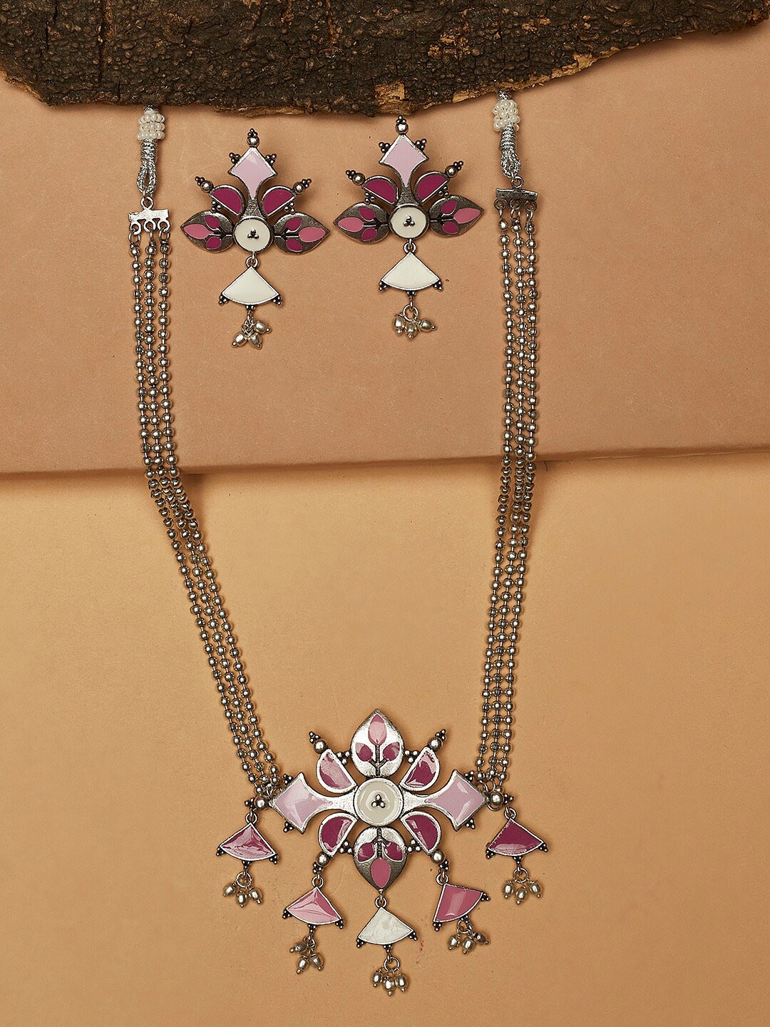 

Voylla Pink & Silver-Toned Enamelled Beaded Brass Jewellery Set