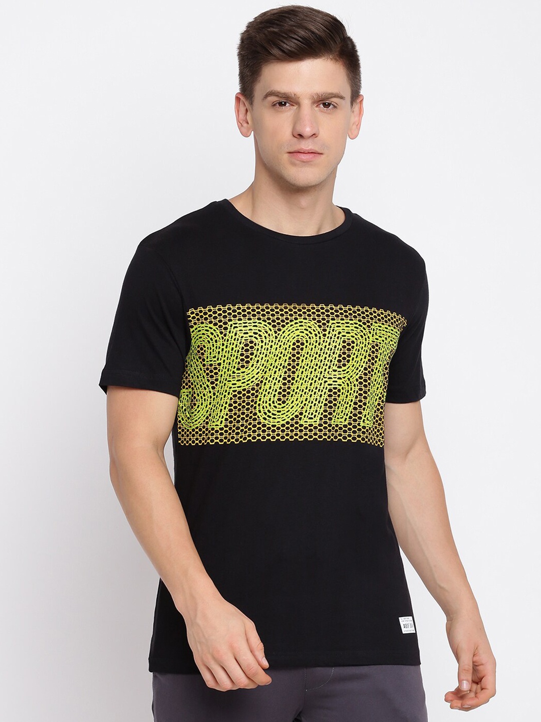 

abof Men Black Printed T-shirt