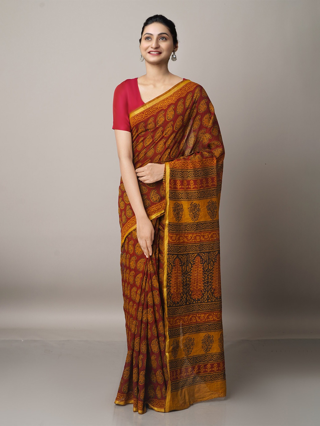 

Unnati Silks Maroon & Brown Ethnic Motifs Chanderi Saree