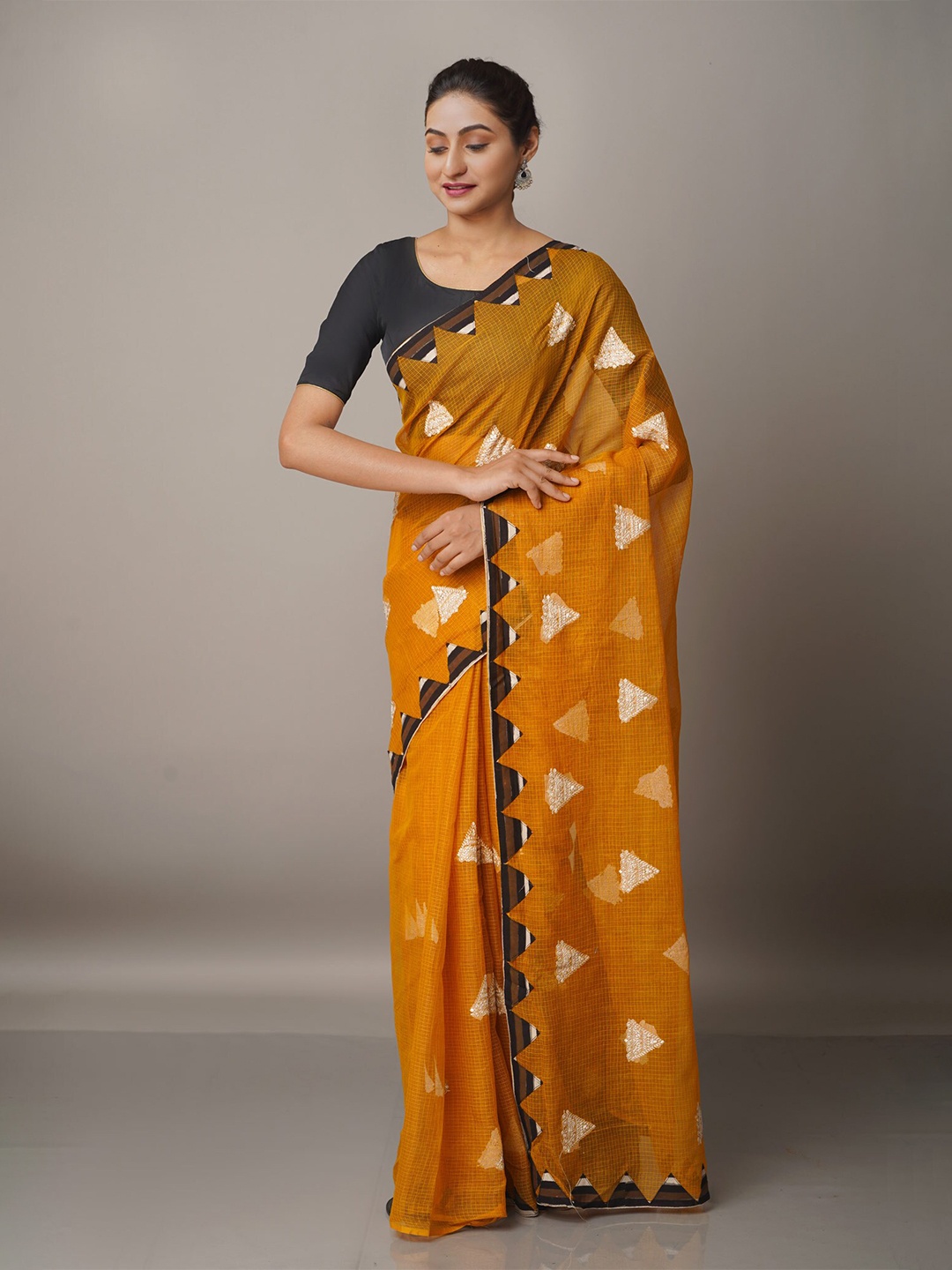 

Unnati Silks Brown & Silver-Toned Checked Embroidered Supernet Patola Saree