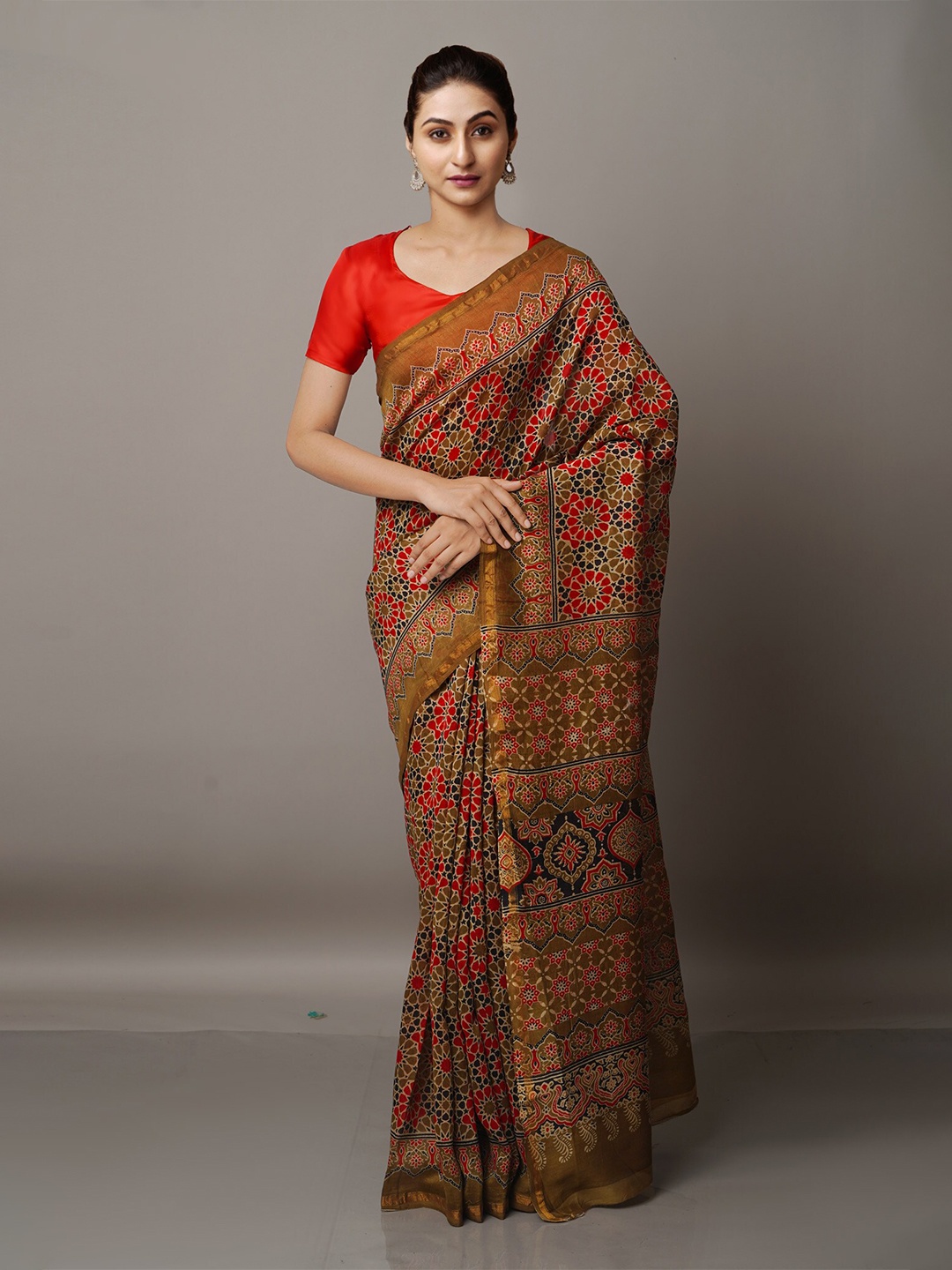 

Unnati Silks Brown & Maroon Zari Silk Cotton Chanderi Saree