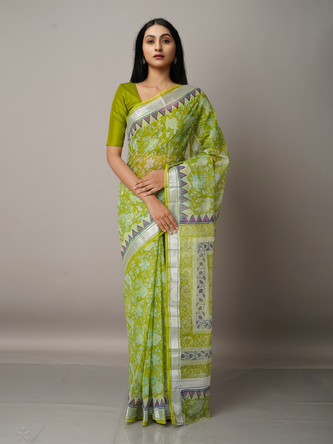 

Unnati Silks Green & Silver-Toned Ethnic Motifs Zari Pure Cotton Kota Saree