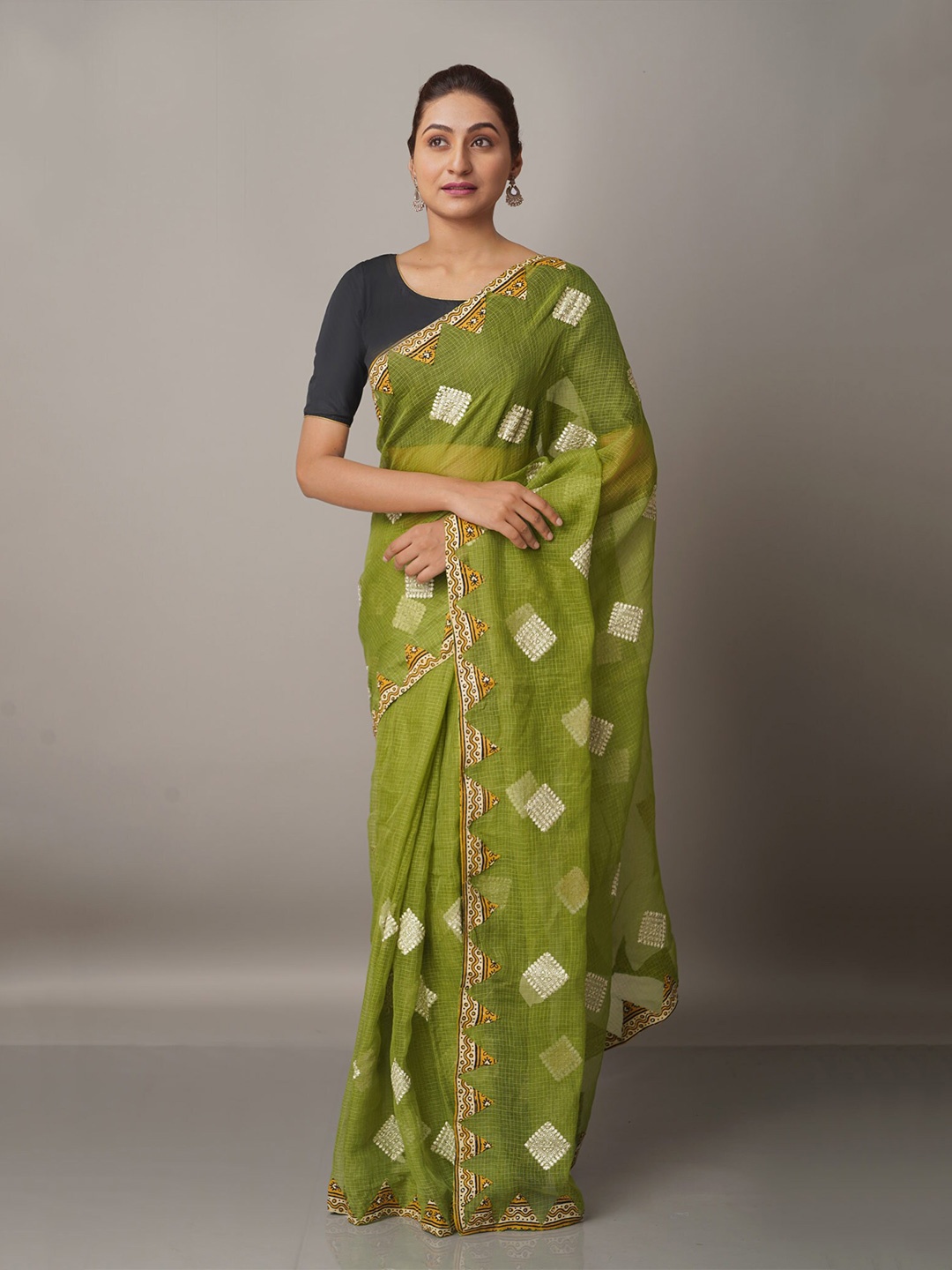 

Unnati Silks Green & Silver-Toned Checked Embroidered Supernet Patola Saree