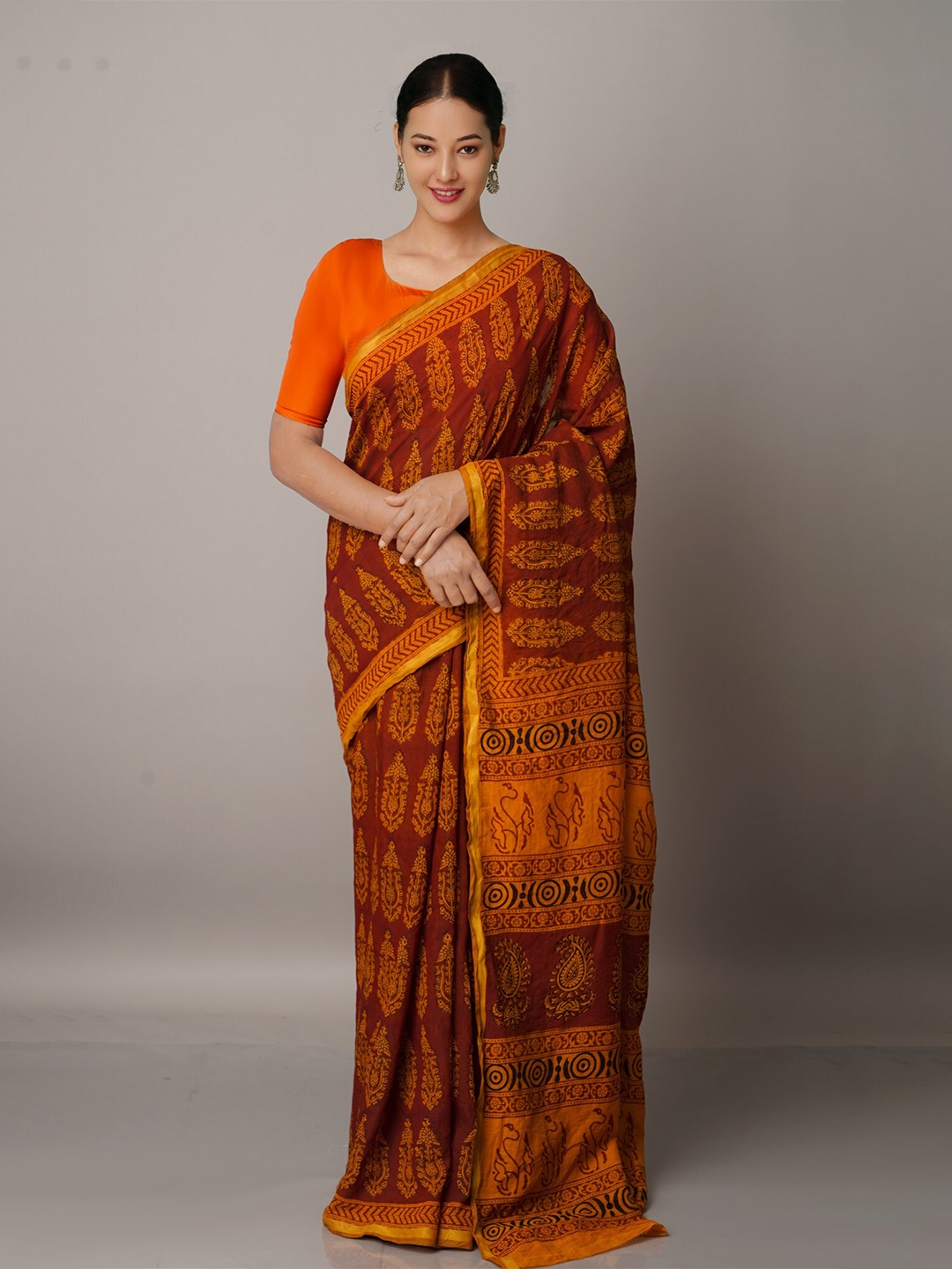 

Unnati Silks Maroon & Gold-Toned Bagh Printed Chanderi Saree