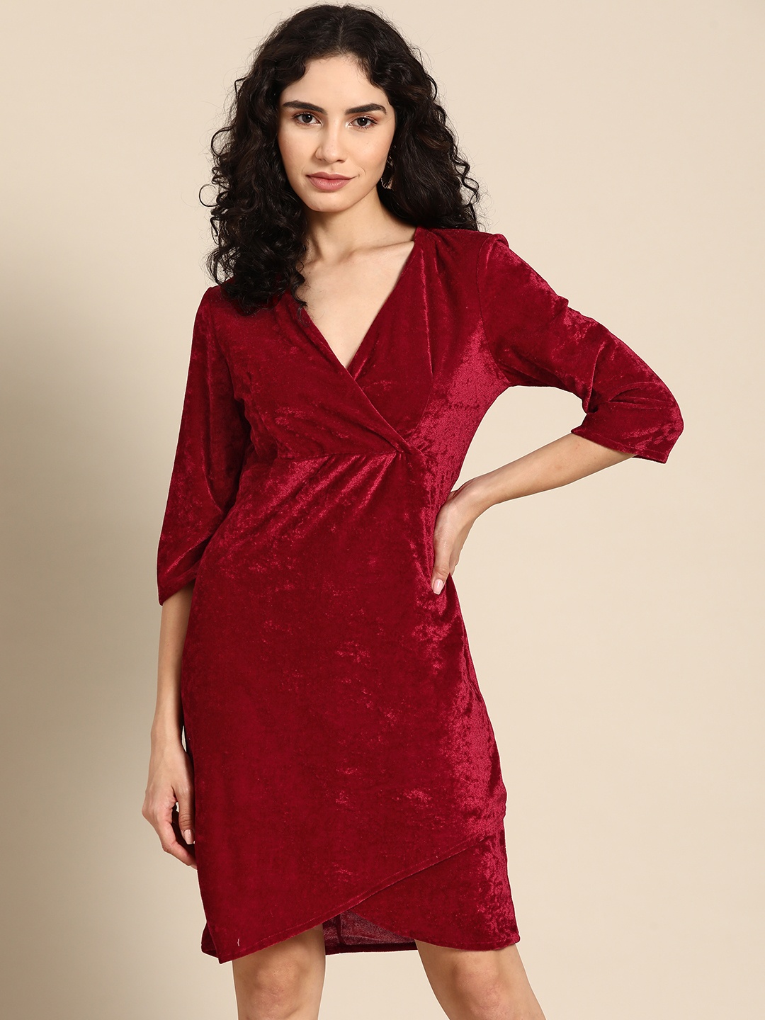 

DODO & MOA Red Solid Dress