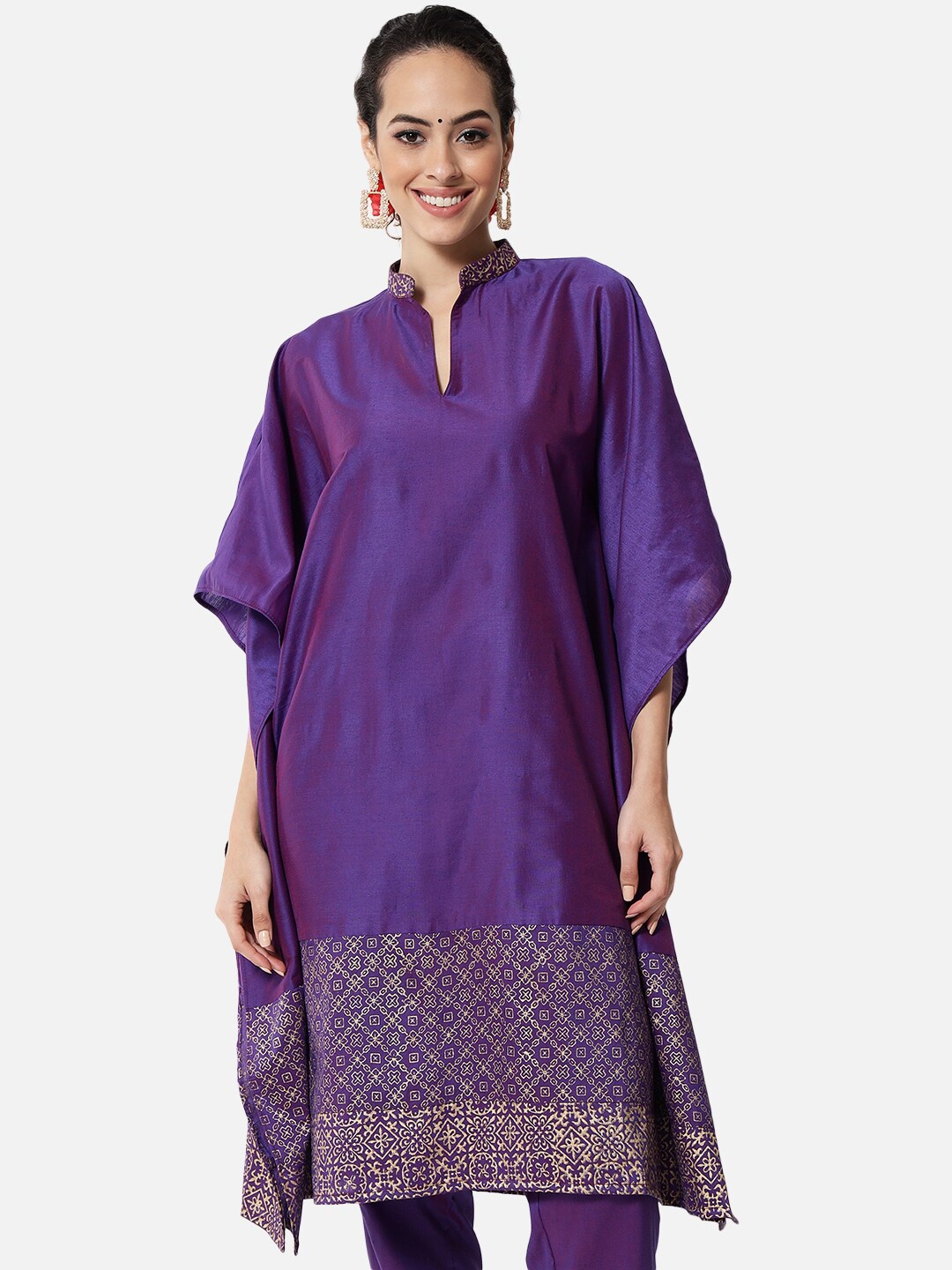 

studio rasa Women Purple & Gold-Toned Ethnic Motifs Printed Flared Sleeves Handloom Kaftan Kurta