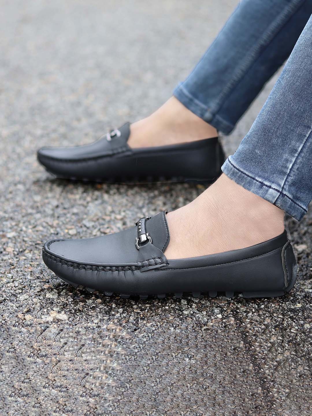 

aadi Men Black Textured Loafers