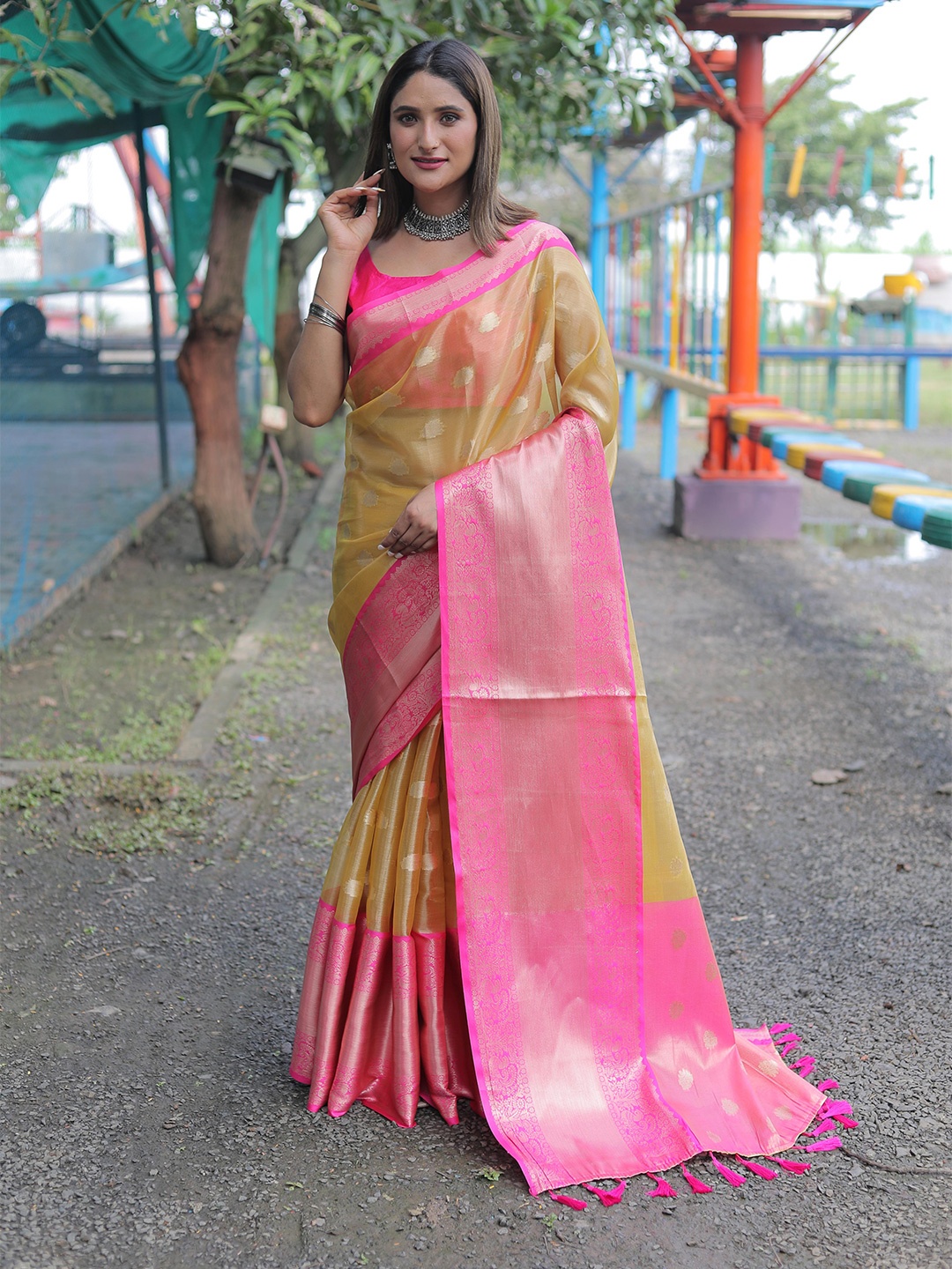 

Mitera Yellow & Pink Woven Design Zari Organza Kanjeevaram Saree