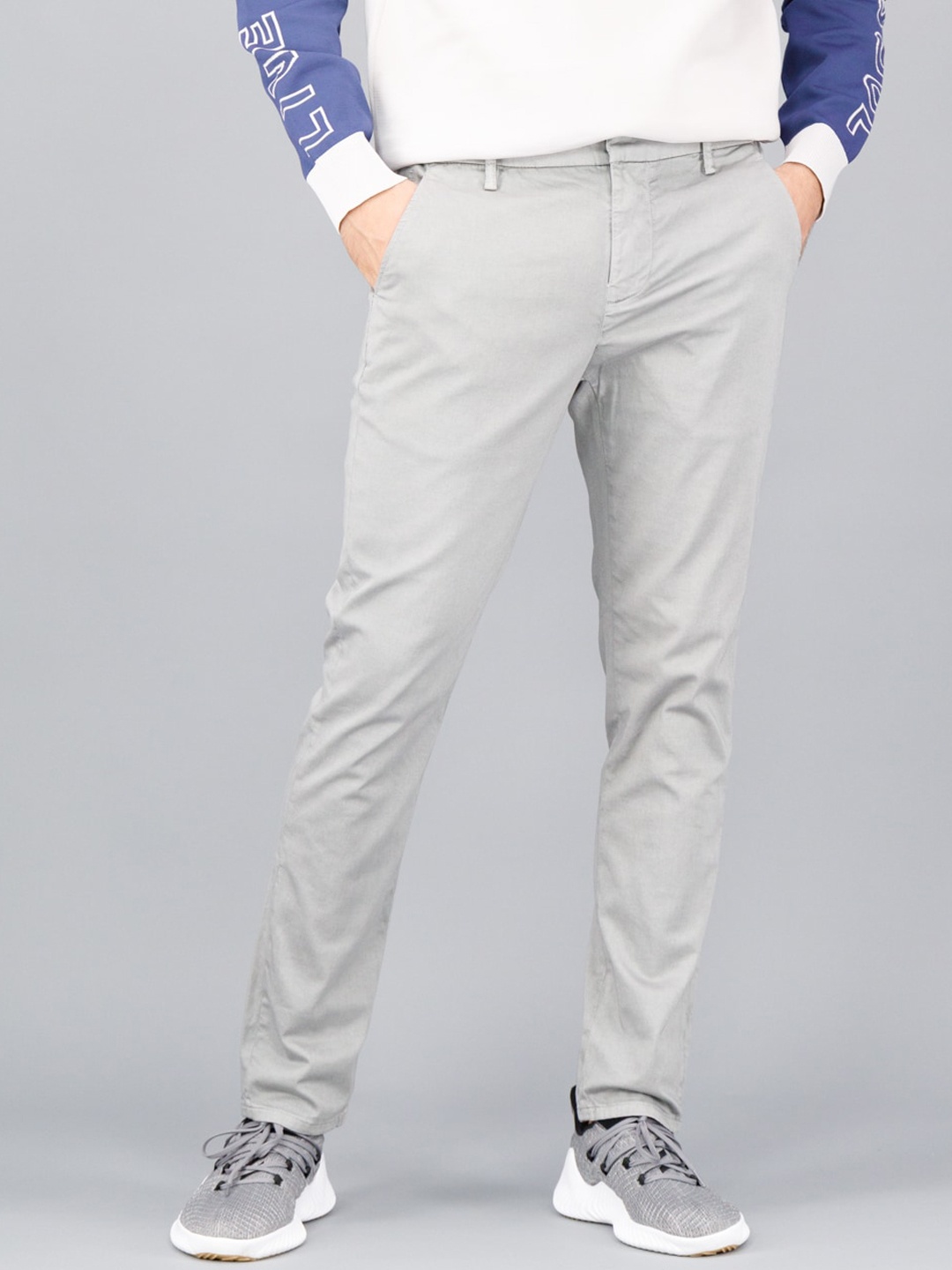 

FREESOUL Men Grey Trousers
