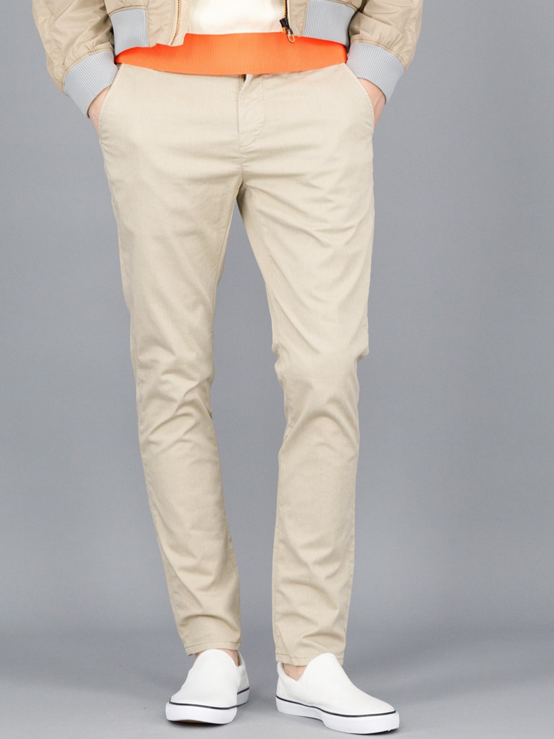 

FREESOUL Men Beige Solid Chinos Trousers