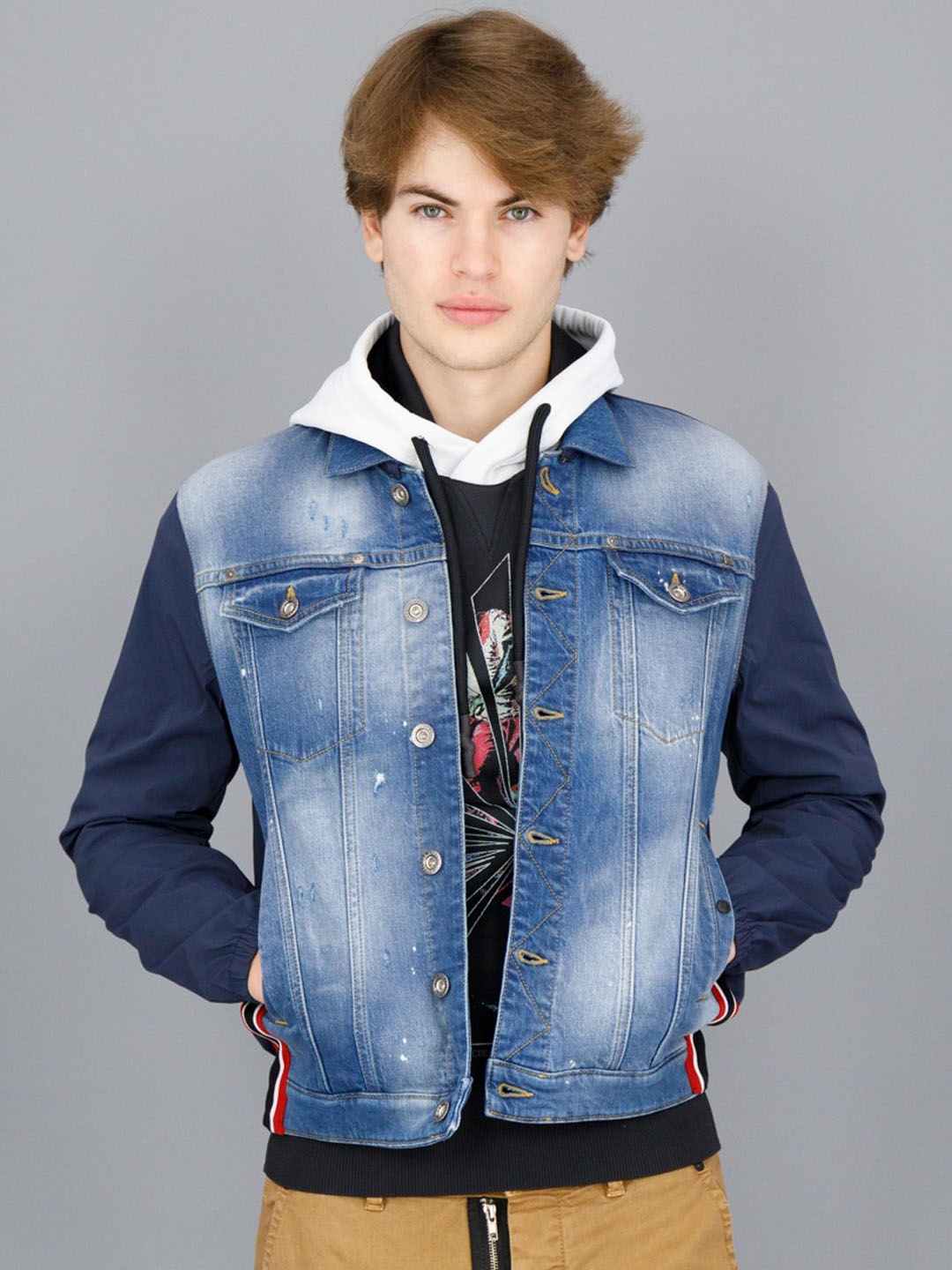 

FREESOUL Men Blue Washed Denim Jacket with Embroidered