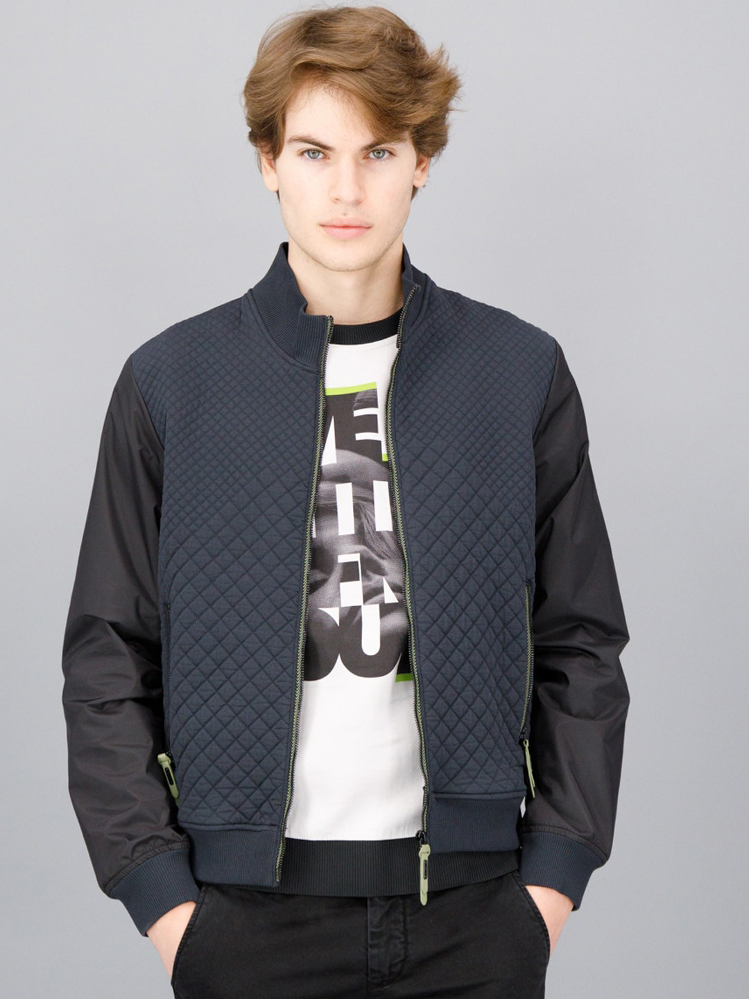 

FREESOUL Men Black Navy Blue Quilted Jacket