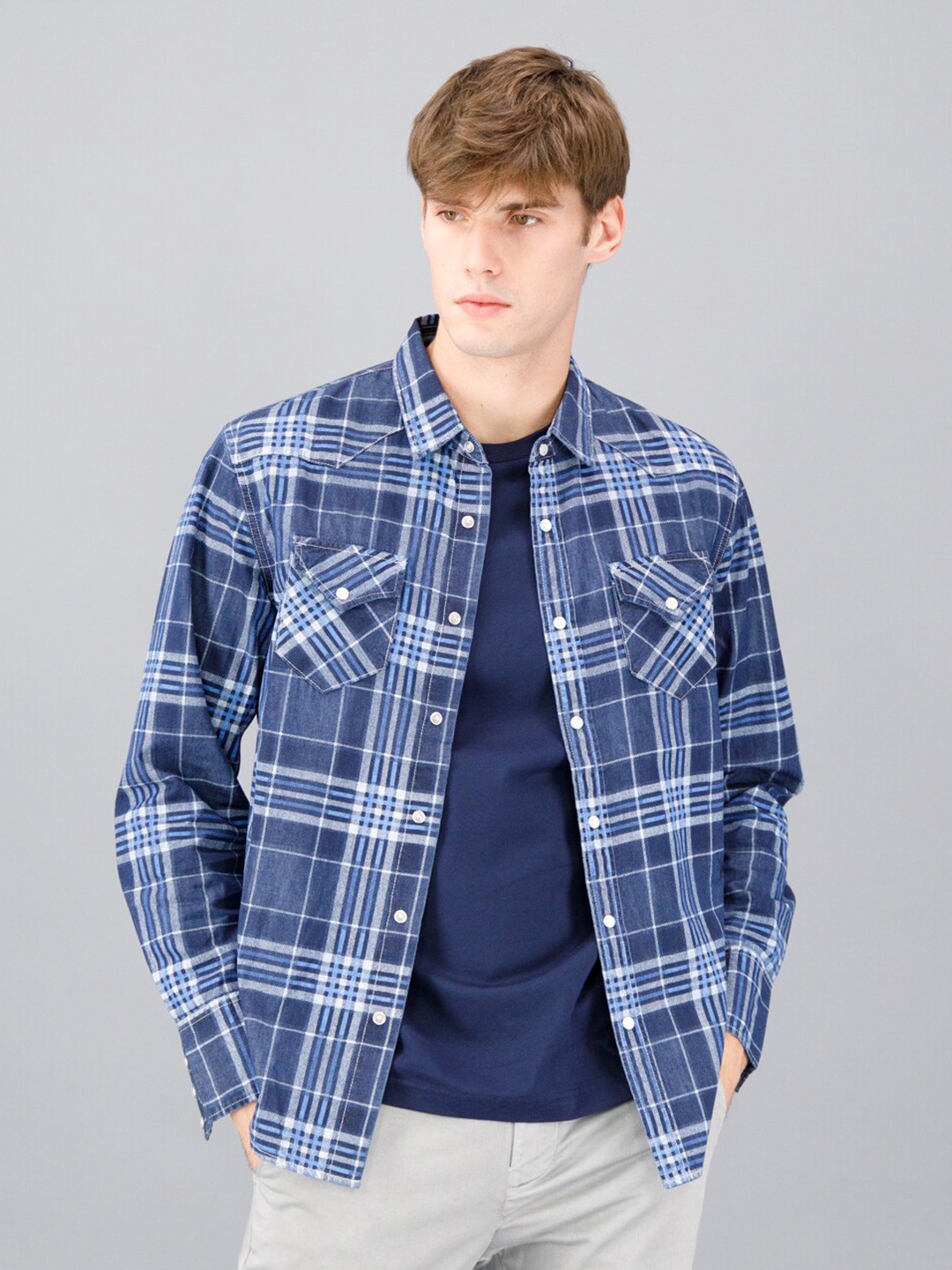 

FREESOUL Men Tartan Checked Pure Cotton Casual Shirt, Blue