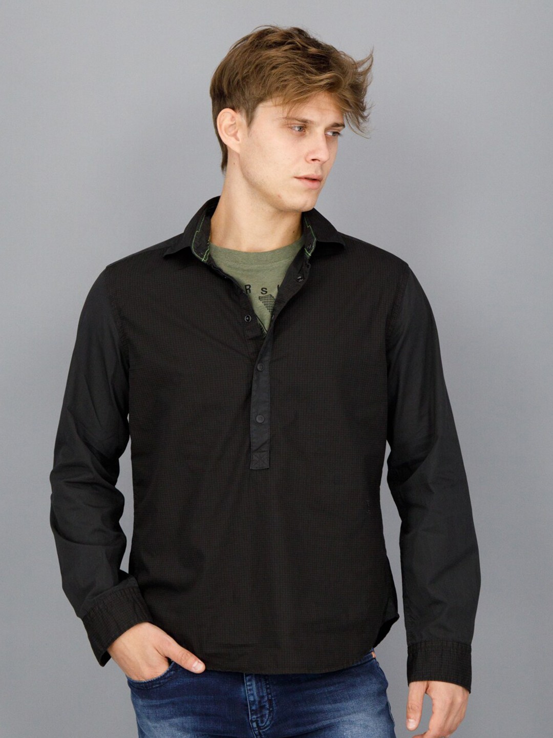 

FREESOUL Men Slim Fit Micro Checked Pure Cotton Casual Shirt, Black