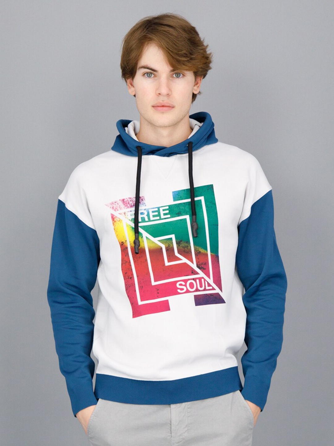 

FREESOUL Men Off White & Green Printed Hooded Sweatshirt