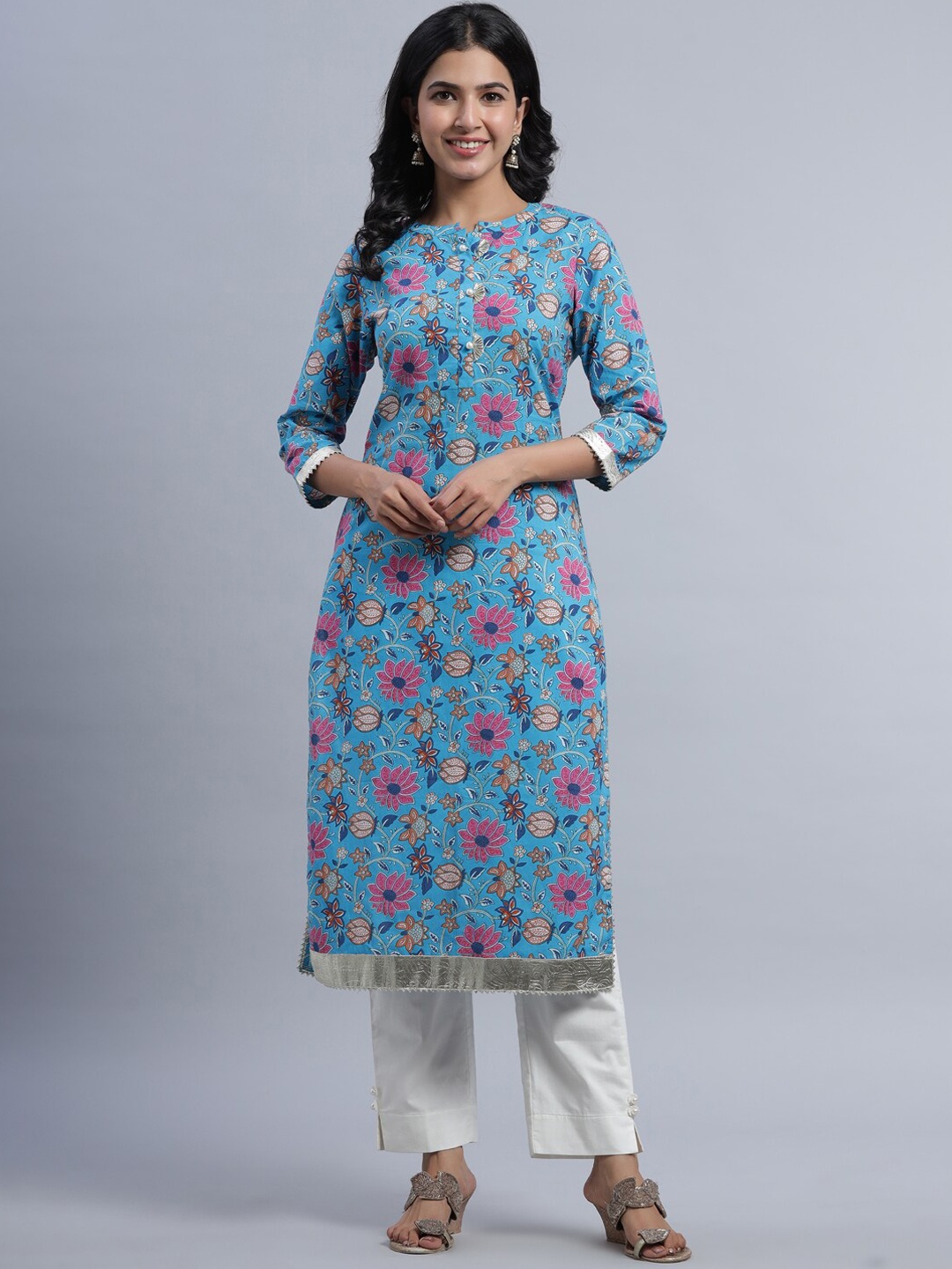 

Indian Virasat Women Turquoise Blue Floral Printed Cotton Kurta