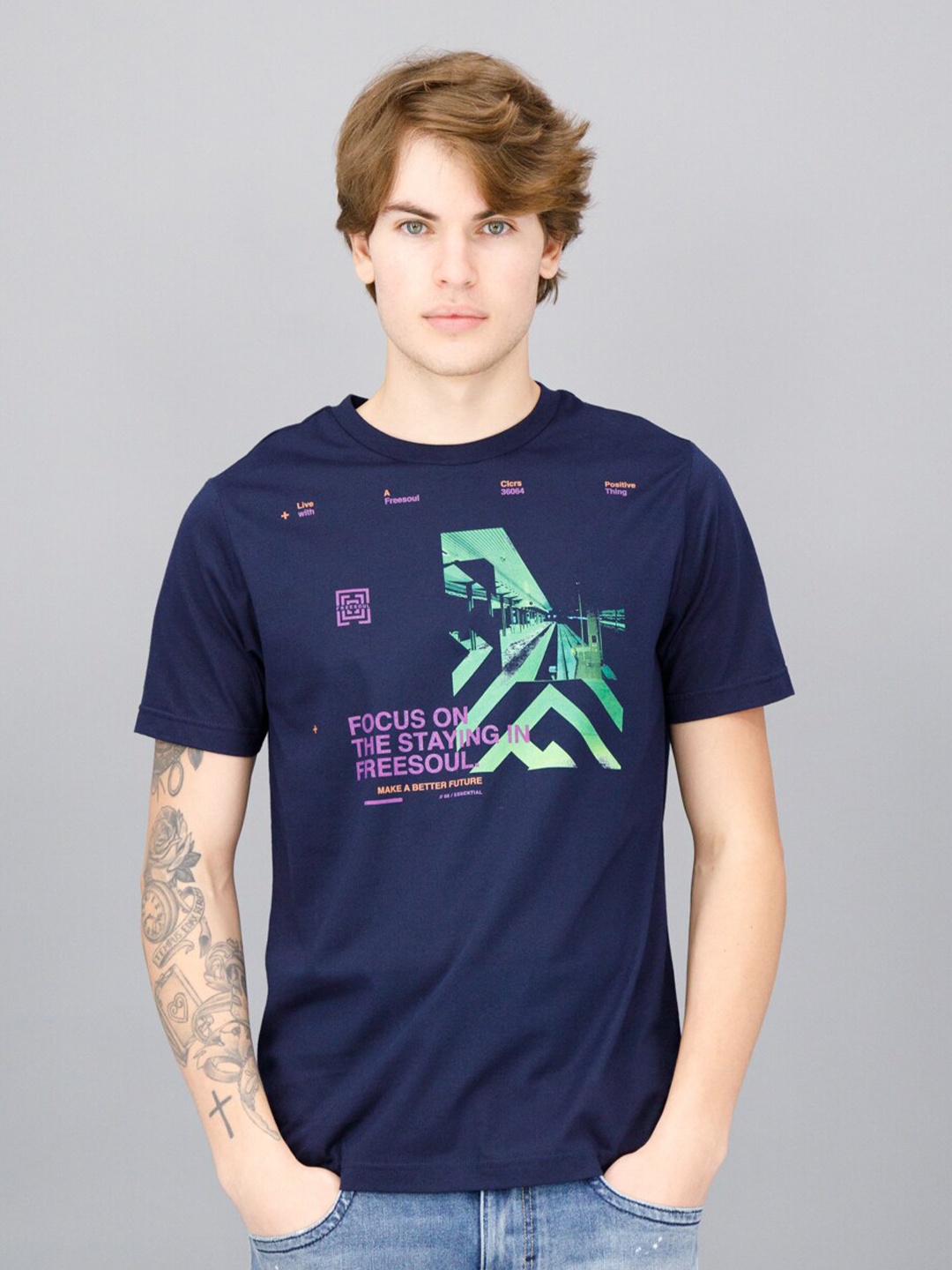 

FREESOUL Men Blue Printed T-shirt