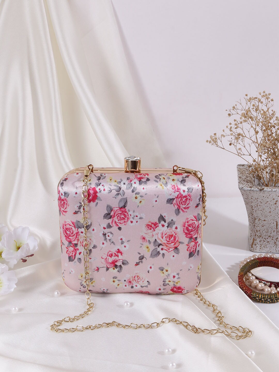 

Swisni Pink & Grey Printed Box Clutch