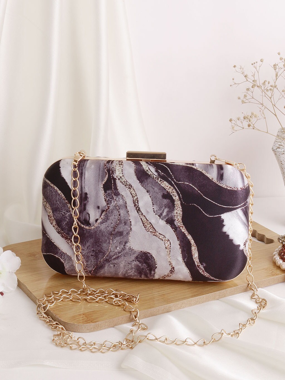 

Swisni Black & Grey Printed Box Clutch