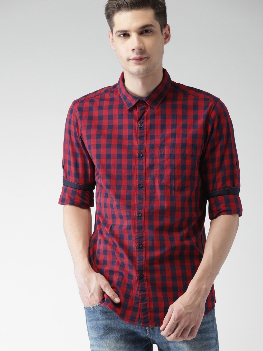 

HIGHLANDER Men Red & Blue Slim Fit Checked Casual Shirt