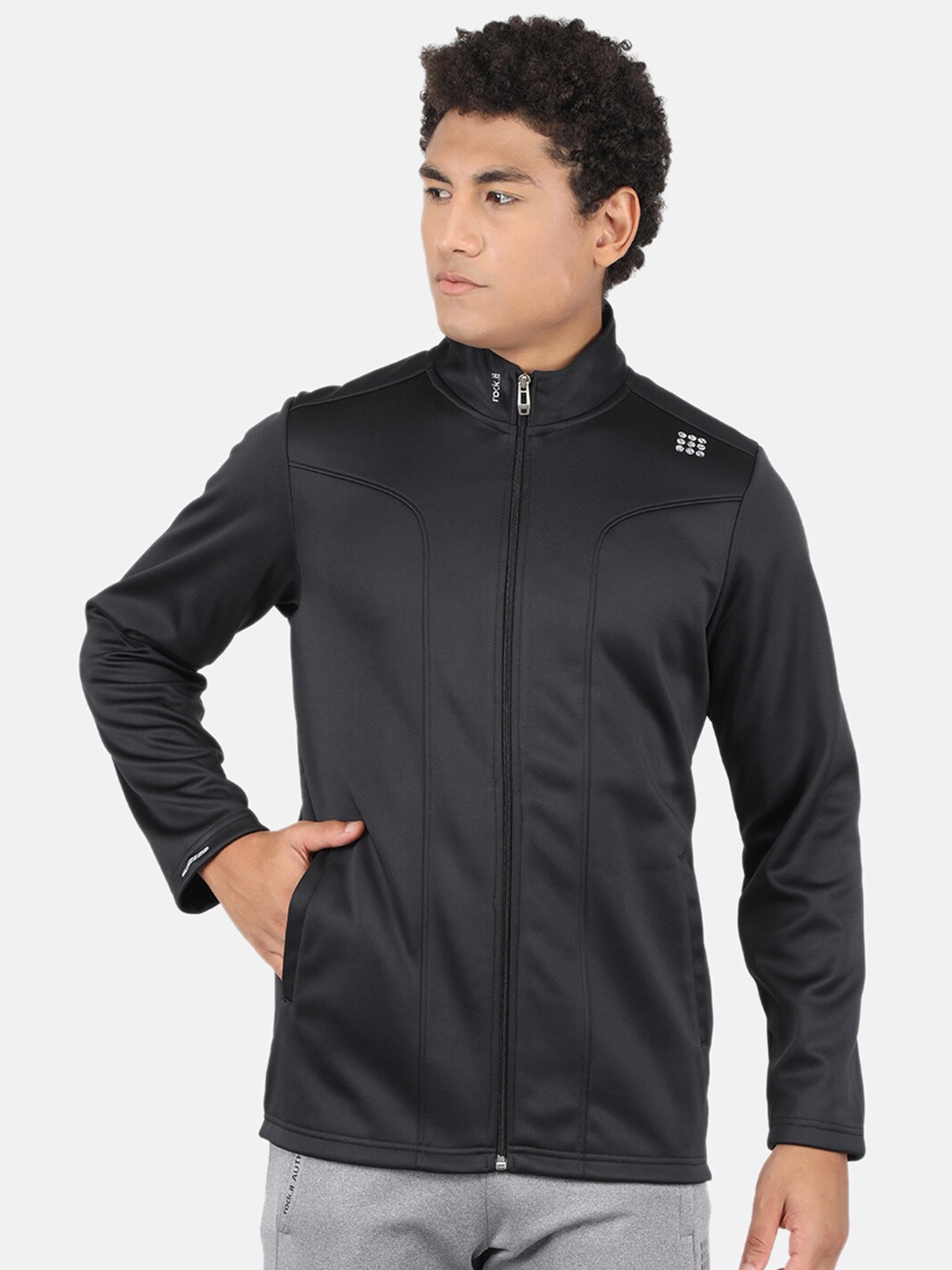 

rock.it Men Black Solid Sweatshirt