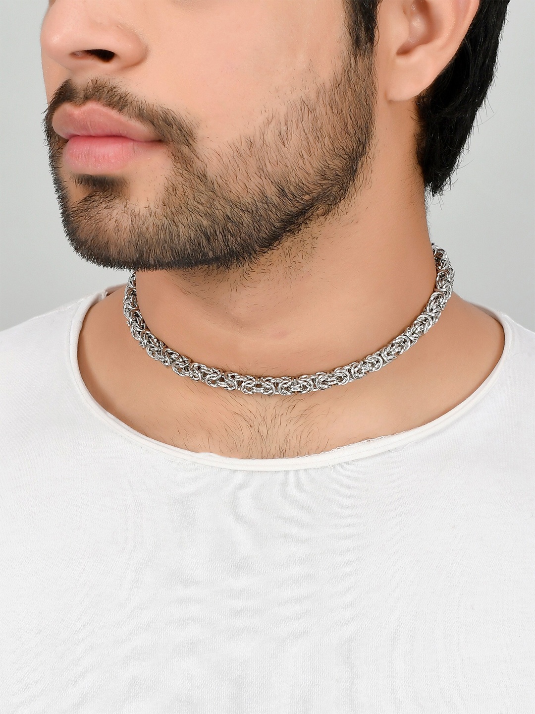 

AQUASTREET Men Silver-Toned Silver-Plated Necklace