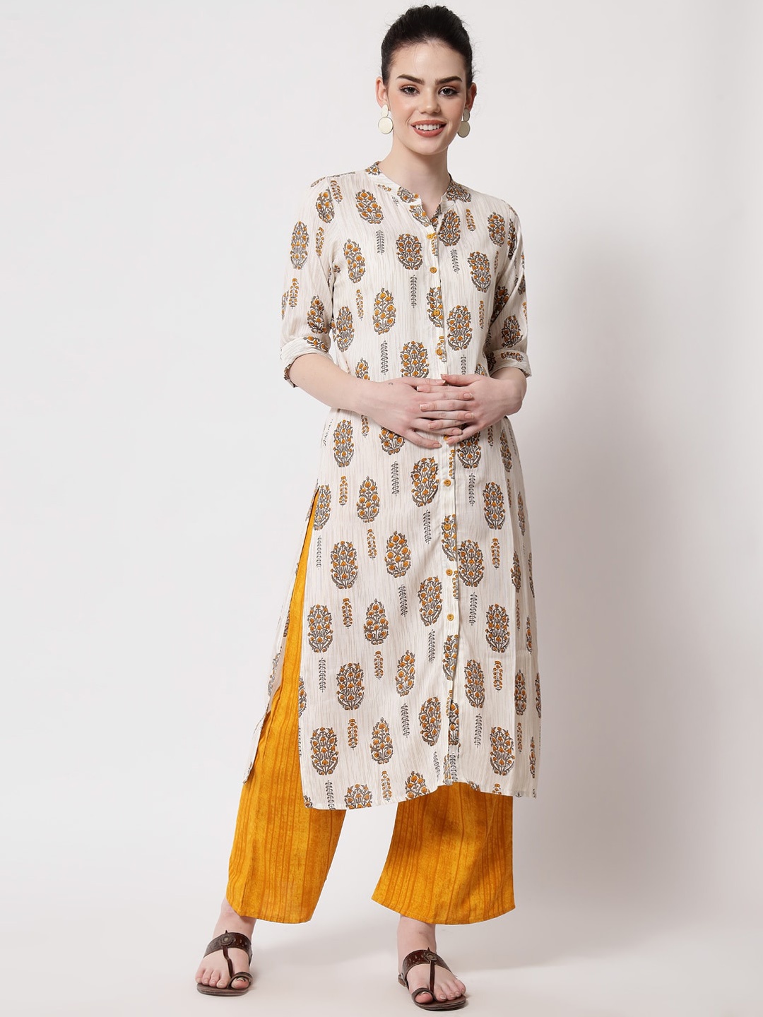 

Aujjessa Women White Ethnic Motifs Printed Maternity Kurta with Palazzos