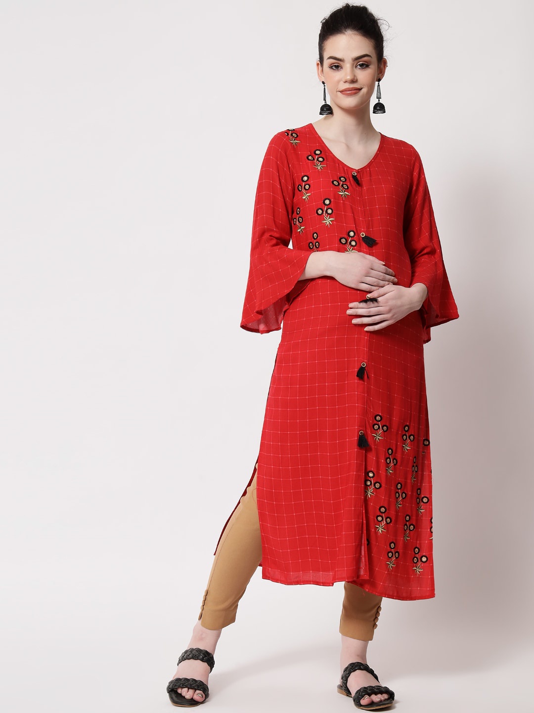 

Aujjessa Women Red Floral Embroidered Bell Sleeves Thread Work Maternity Kurta