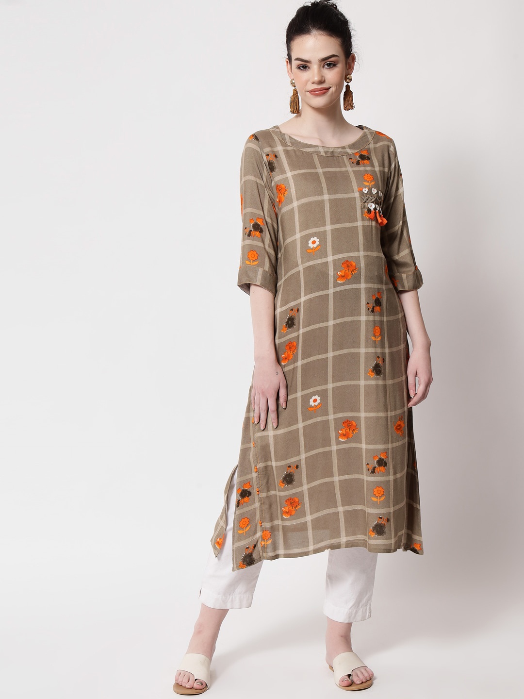 

Aujjessa Women Grey & Beige Checked Thread Work Maternity Kurta