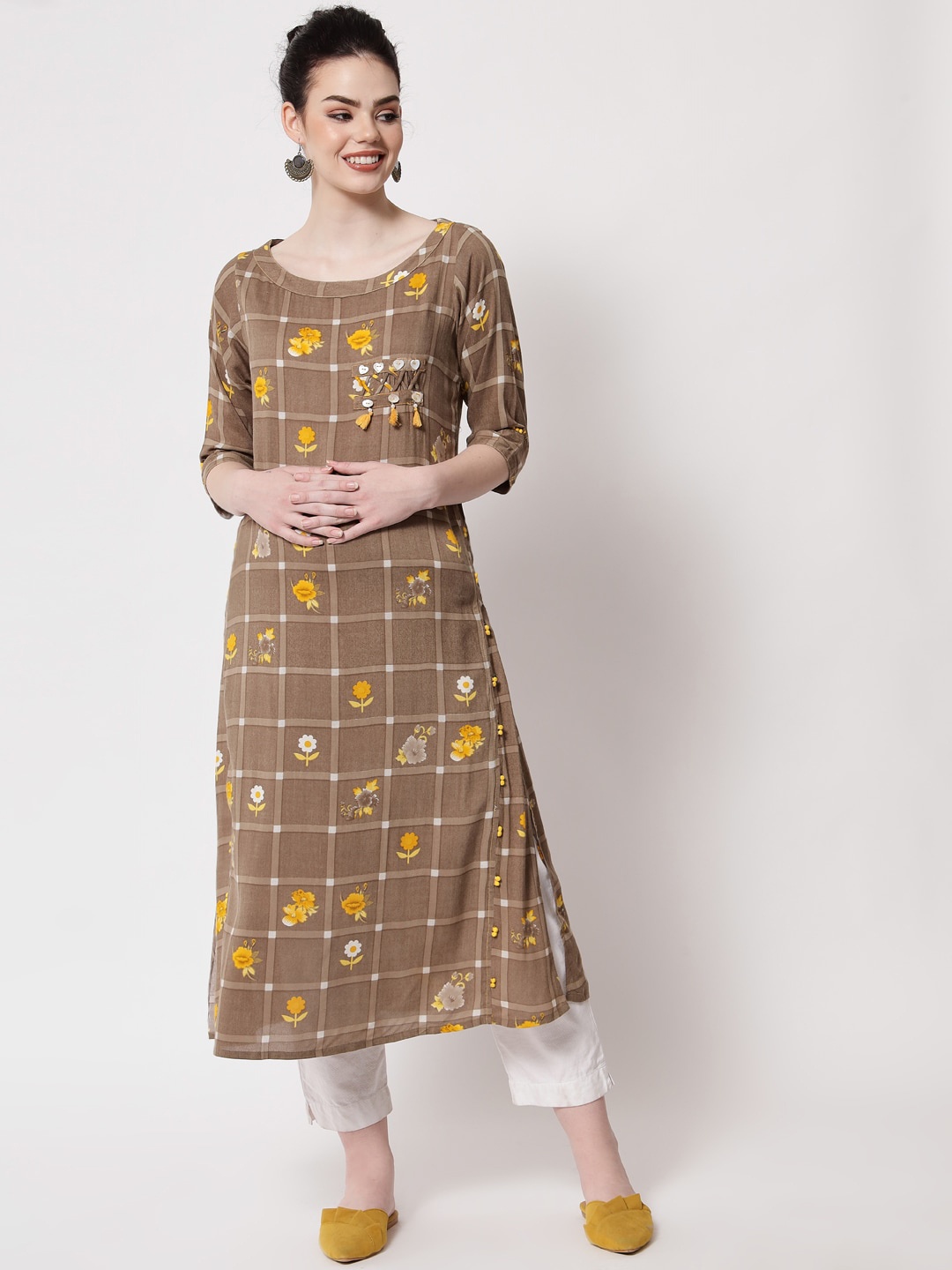 

Aujjessa Women Grey & Beige Checked Thread Work Maternity Kurta