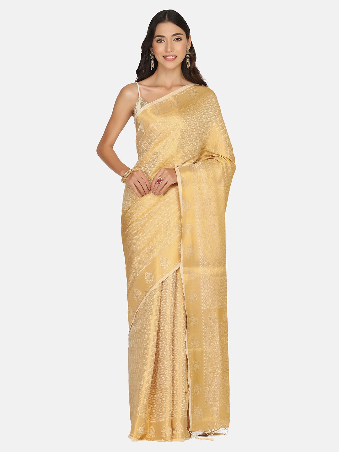 

BOMBAY SELECTIONS Cream-Coloured & Gold-Toned Woven Design Zari Art Silk Banarasi Saree