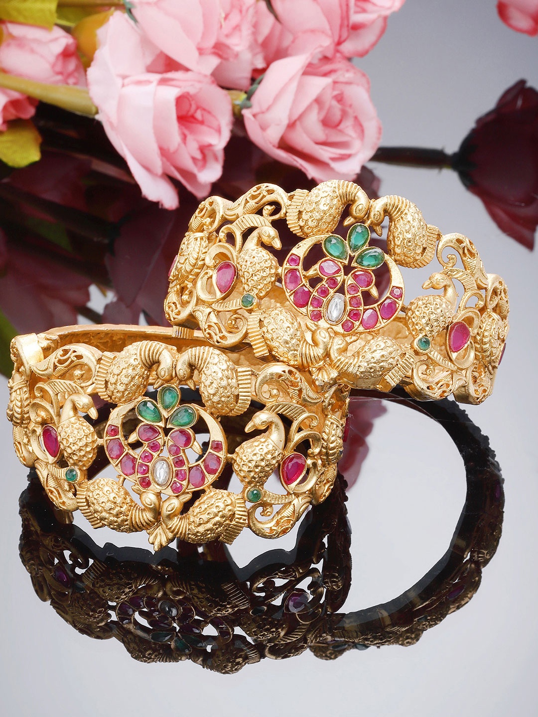 

KARATCART Set Of 2 Gold-Plated Kundan-Studded Bangles