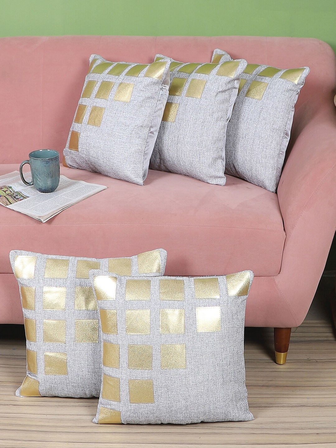 

MFD HOME FURNISHING Set of 5 Grey & Gold Geometric Square Cushion Covers