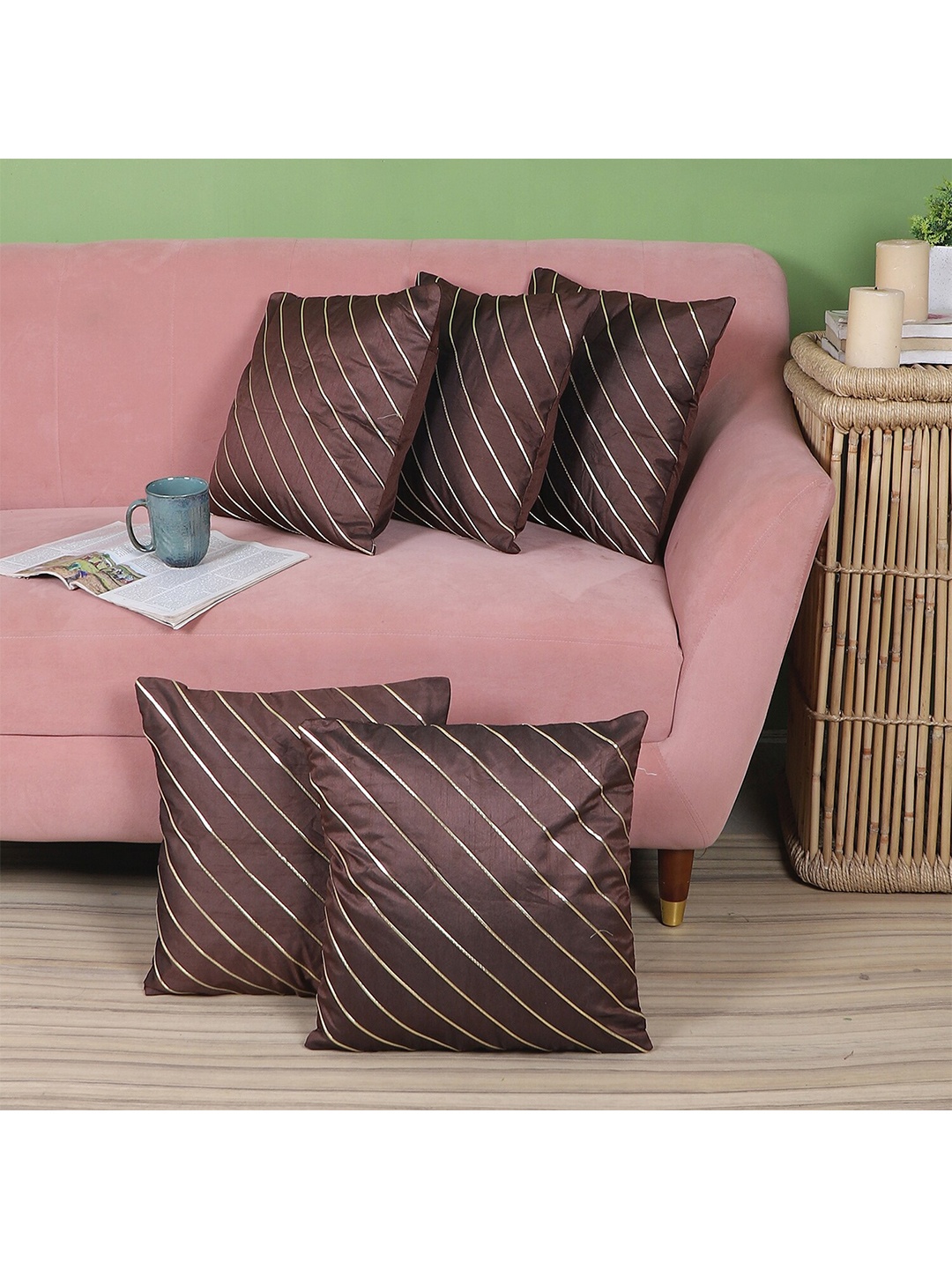 

MFD HOME FURNISHING Set of 5 Brown & Gold Striped Square Cushion Covers