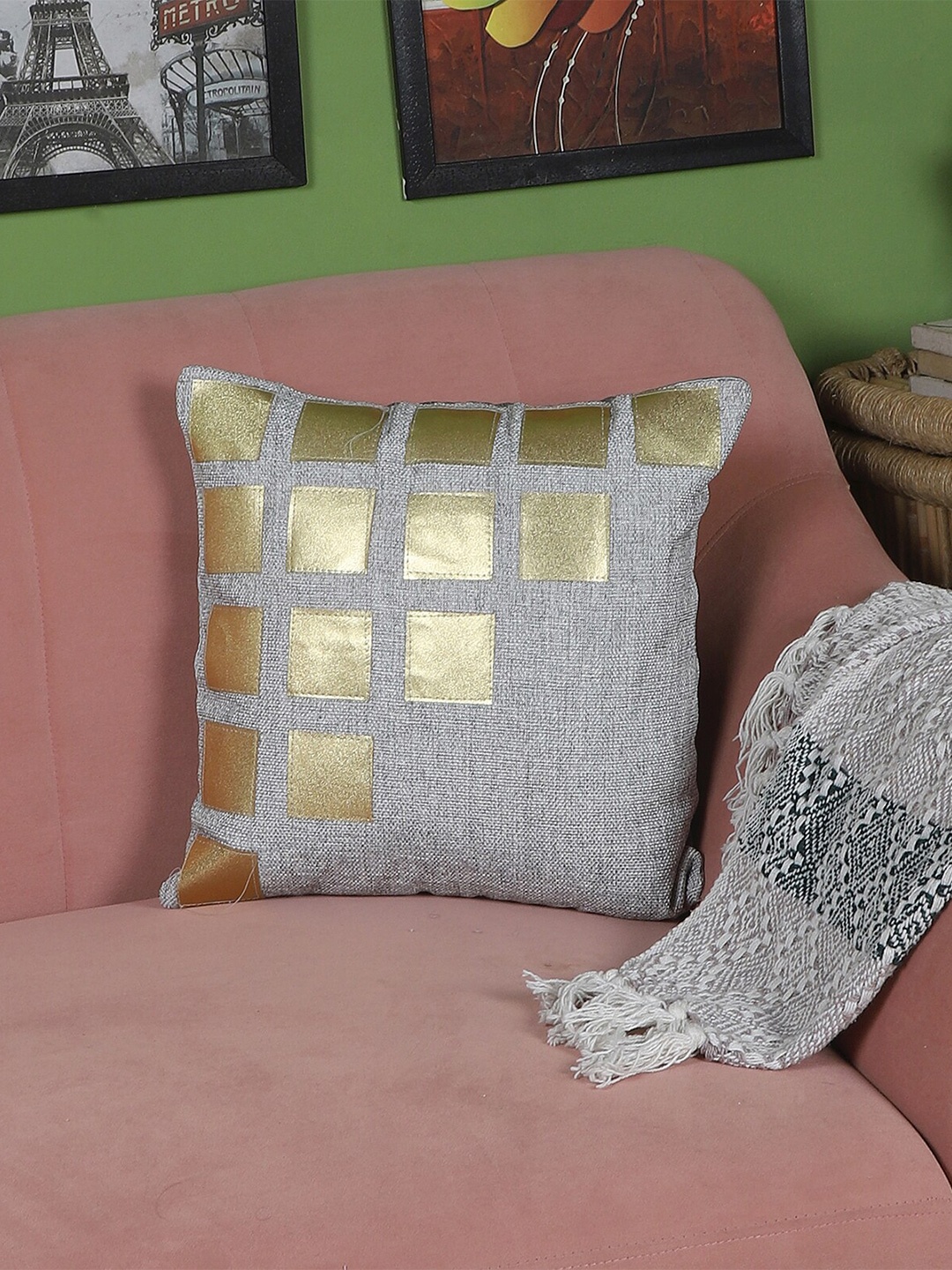 

MFD HOME FURNISHING Grey & Gold Geometric Square Cushion Cover