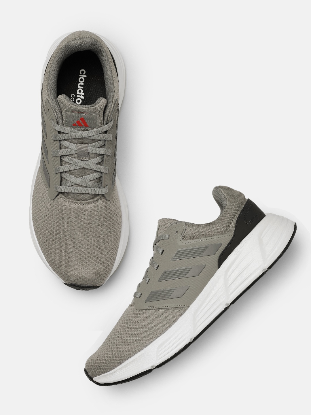 

ADIDAS Men Galaxy Q Running Shoes, Olive