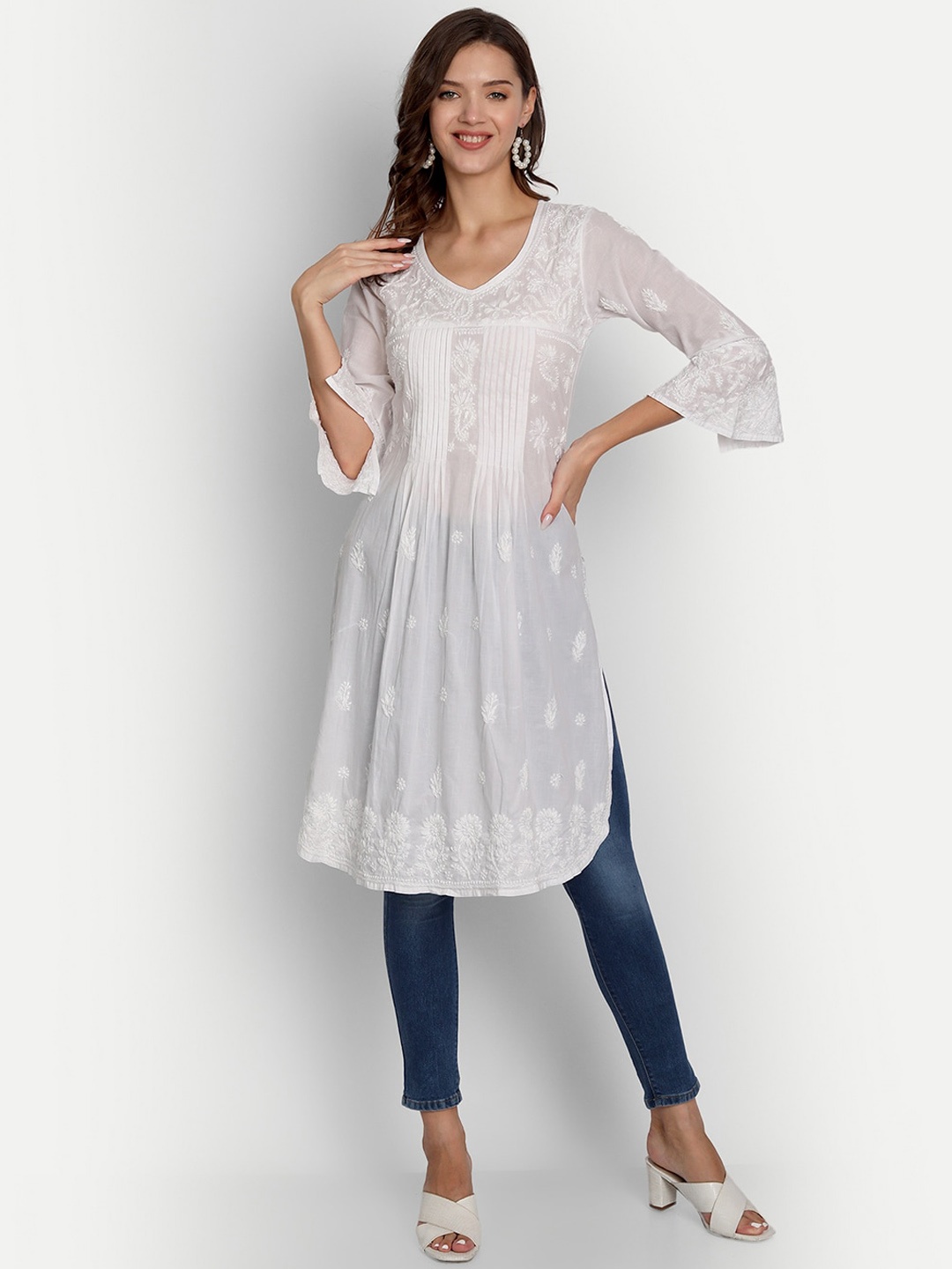 

Indiankala4u Women White Printed Flared Sleeves Chikankari Kurta