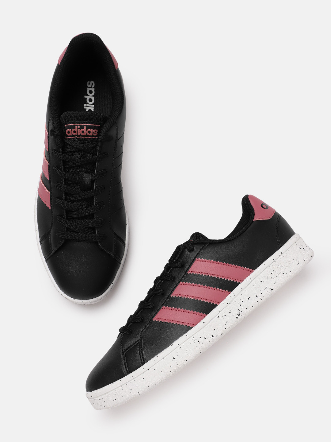 

ADIDAS Women Woven Design Street Stunner Walking Shoes, Black