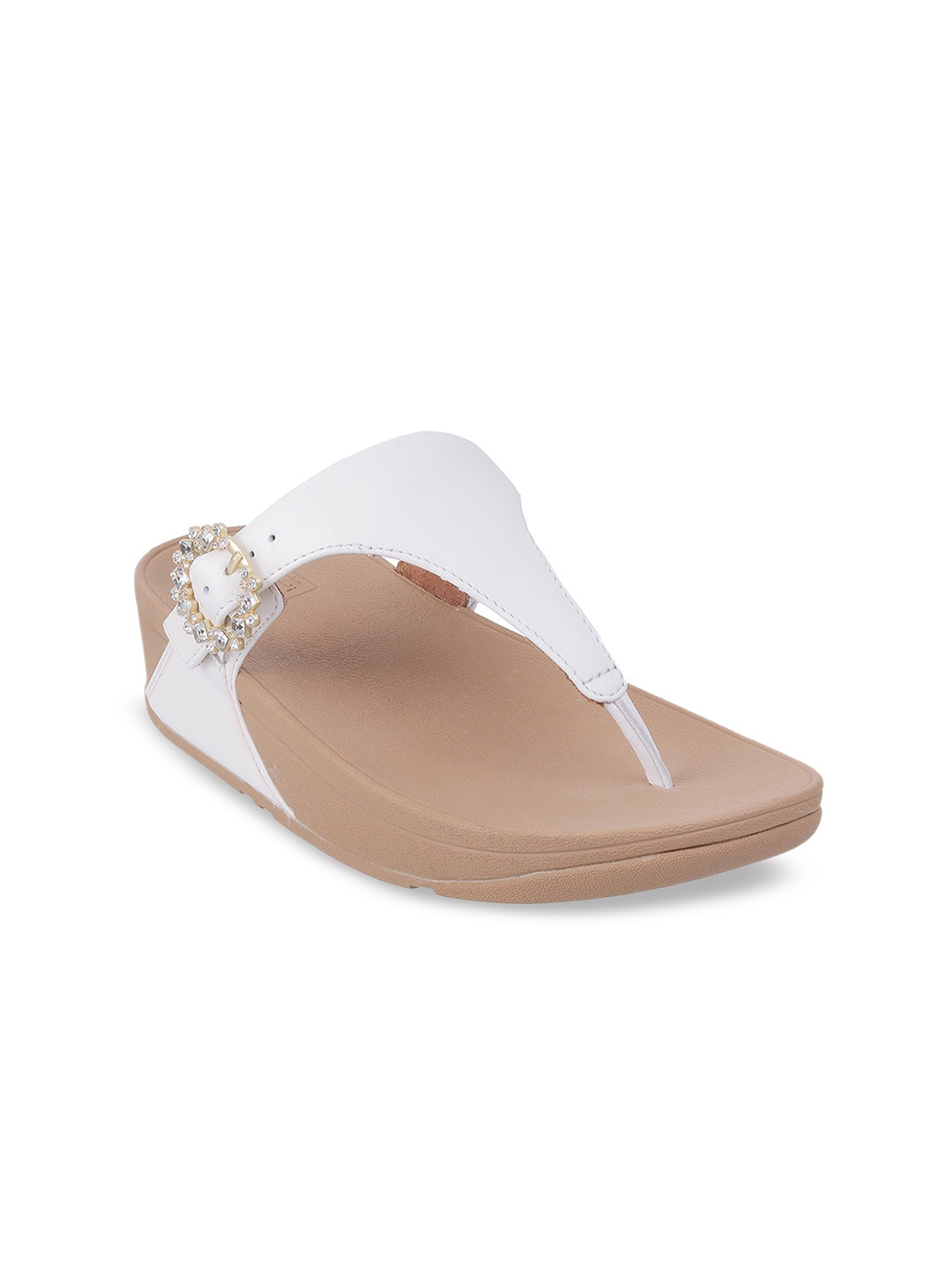 

fitflop White Solid Embellished Leather Wedge Heel Sandals