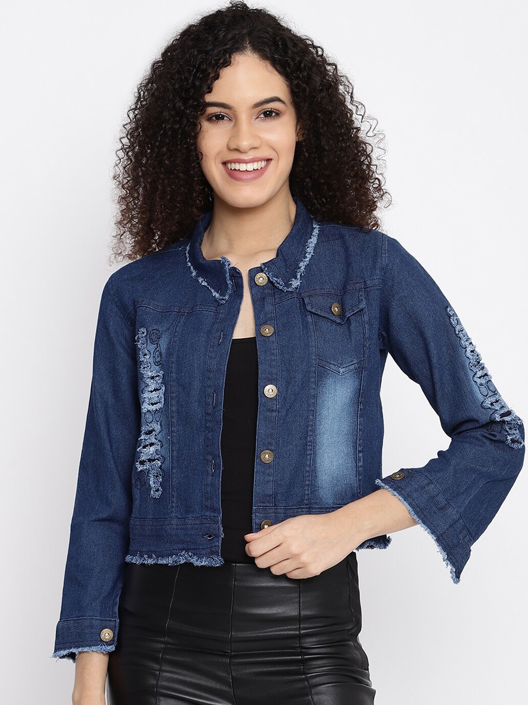 

Anaghakart Women Blue Washed Crop Denim Jacket